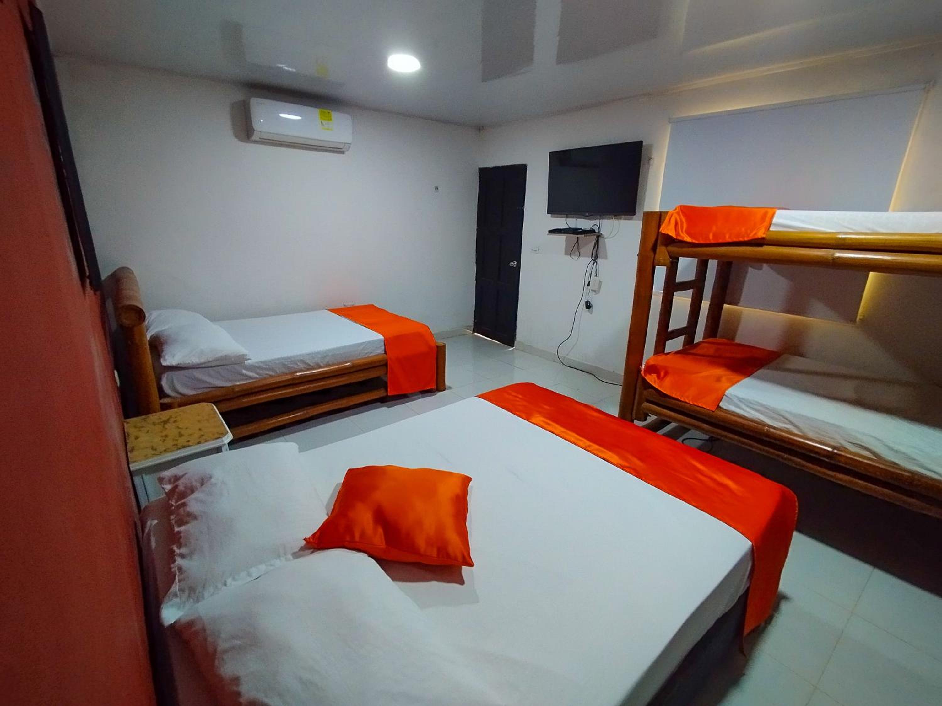 Standard Twin Room photo 1