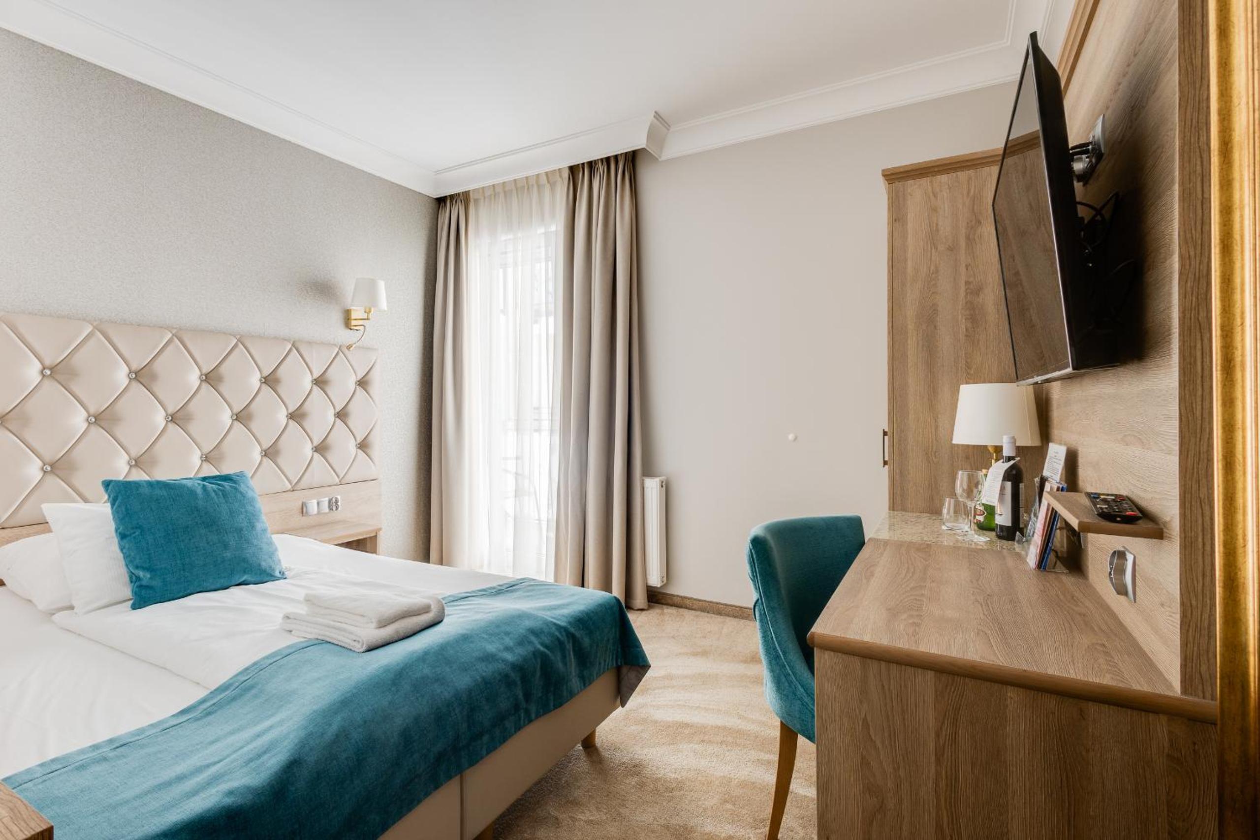 Deluxe Single Room with Balcony photo 1