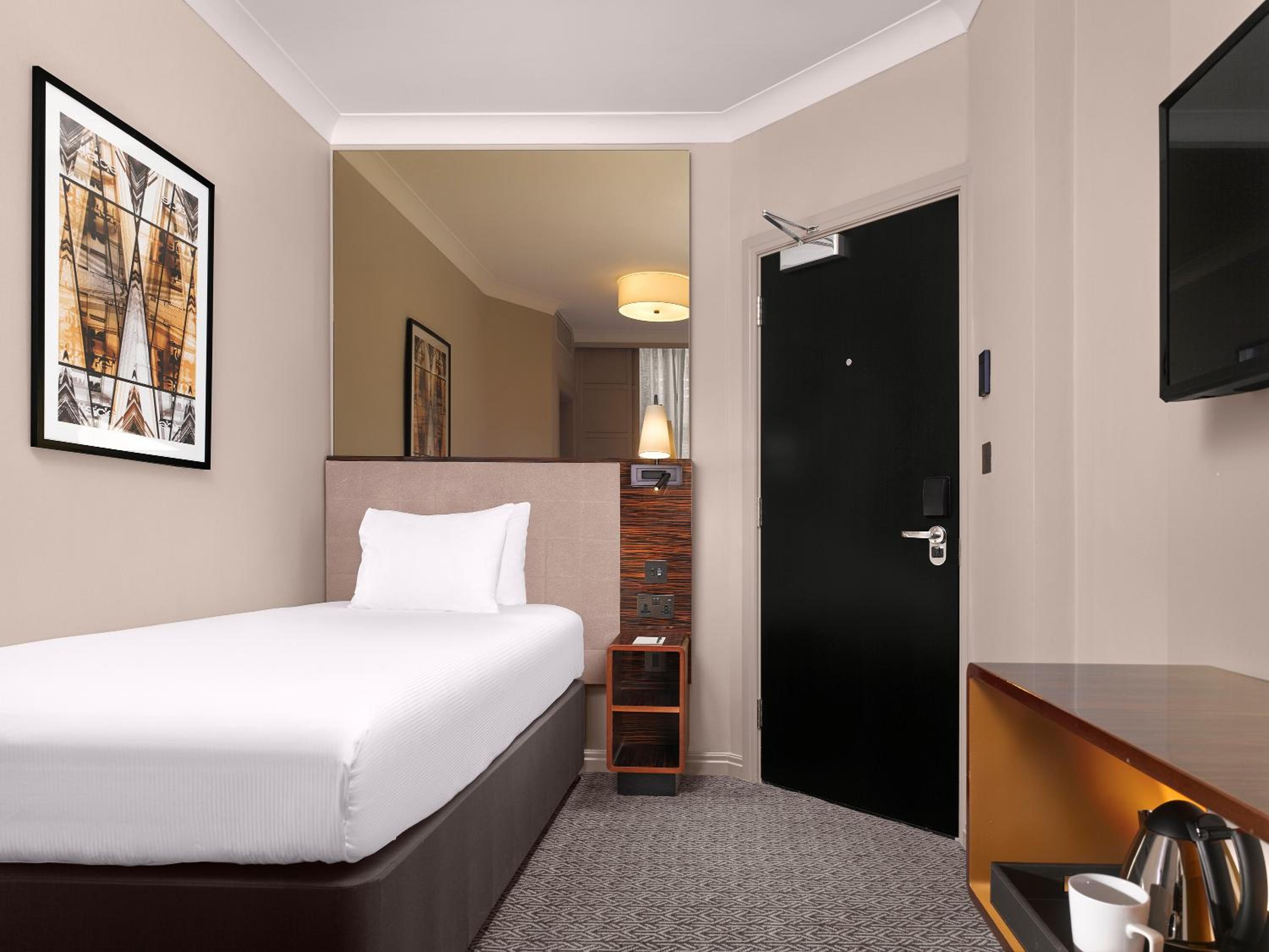 Classic Single Room