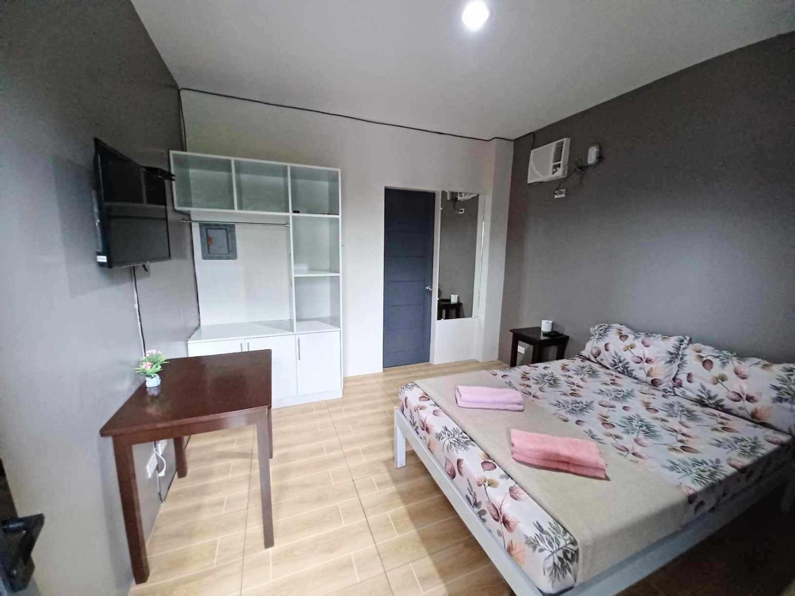 Standard Double Room - Photo 3