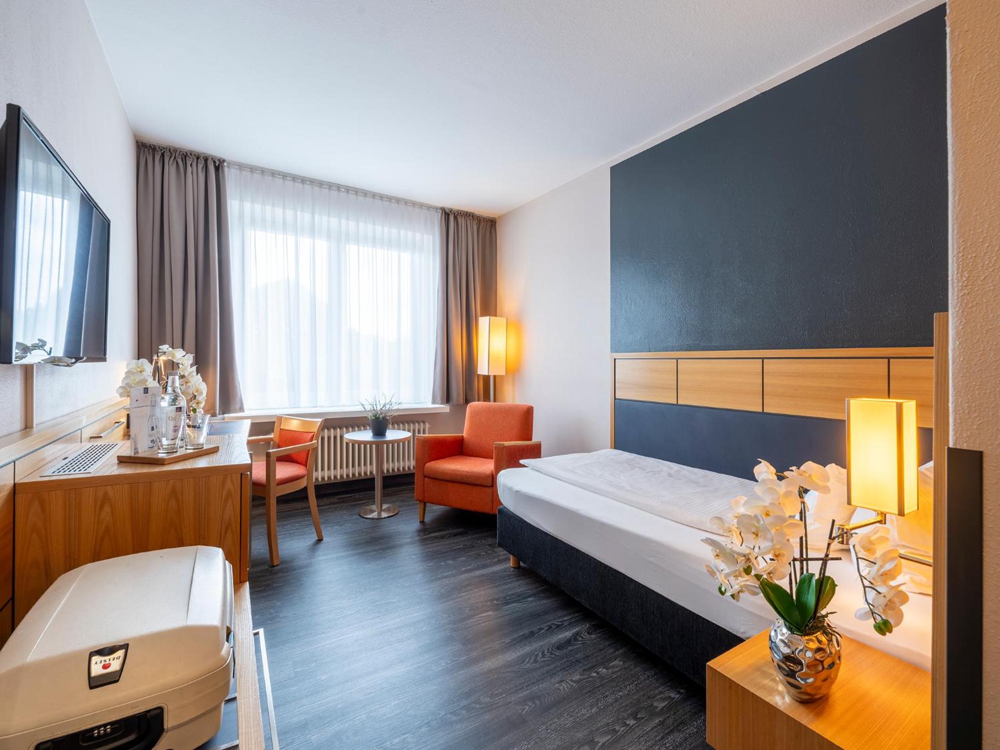 Standard Single Room with Single Bed photo 1