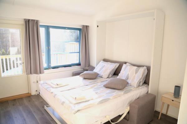 Standard Double Room - Photo 2