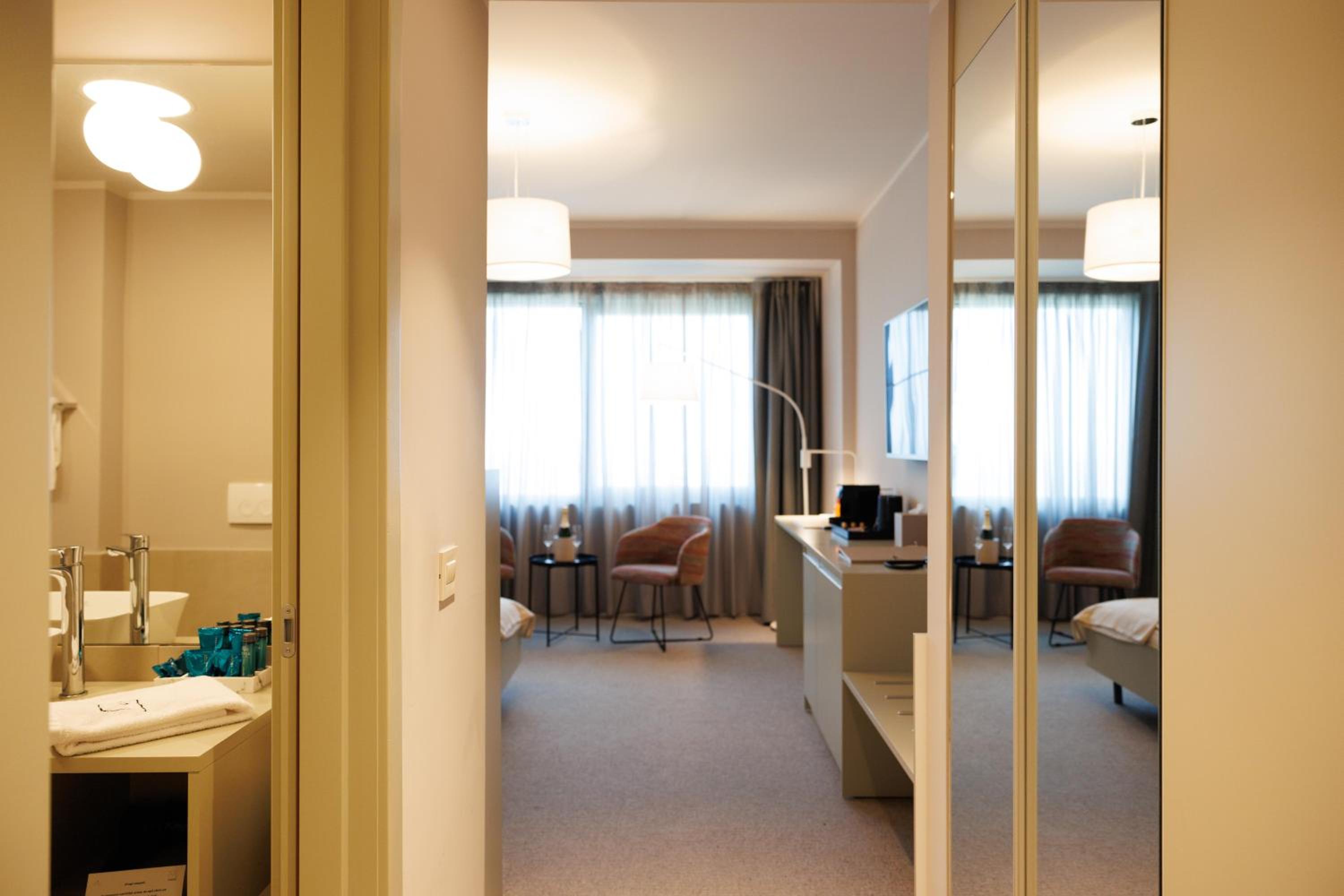 Deluxe Junior Suite photo 1