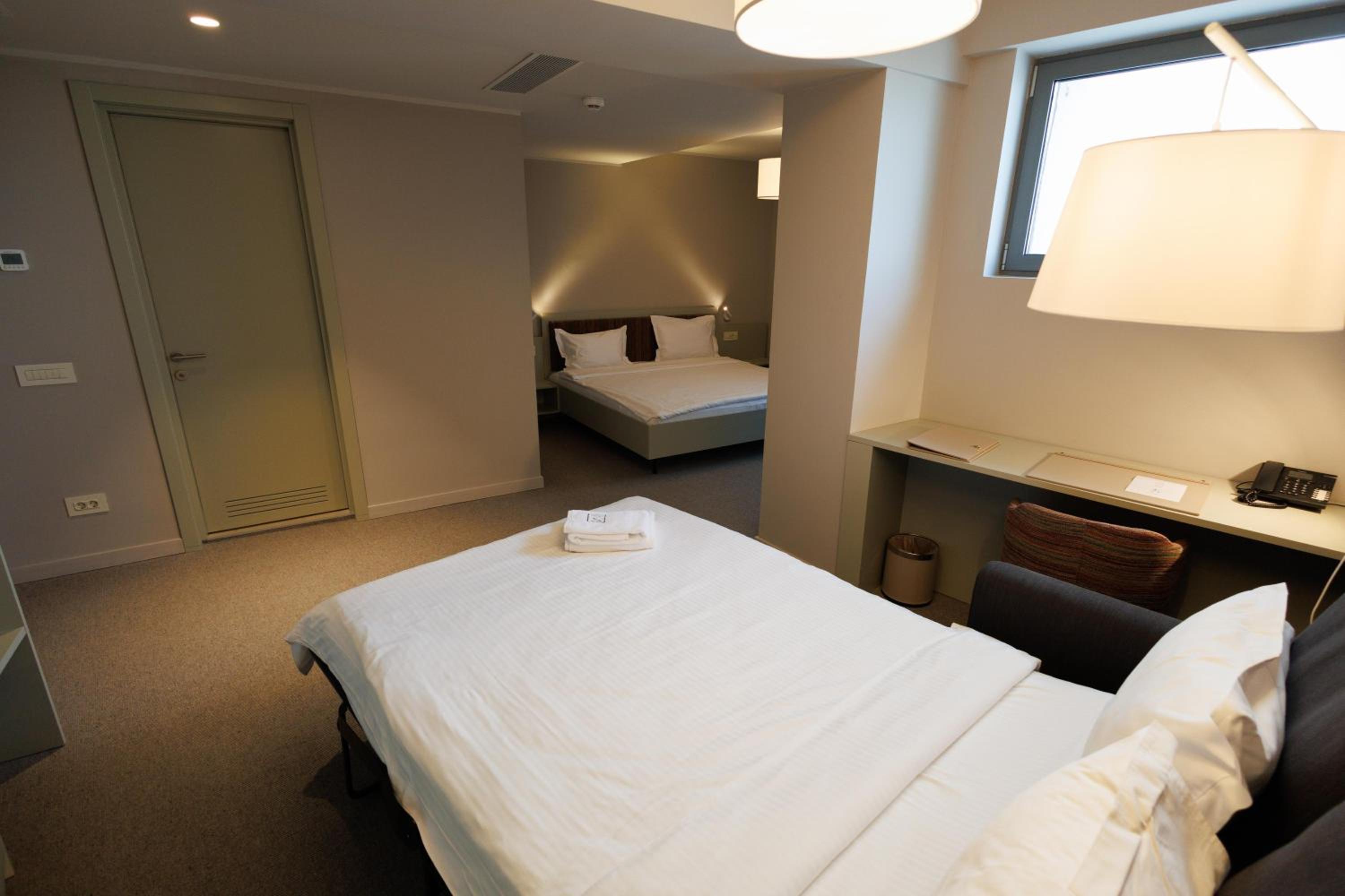 Executive Suite photo 2