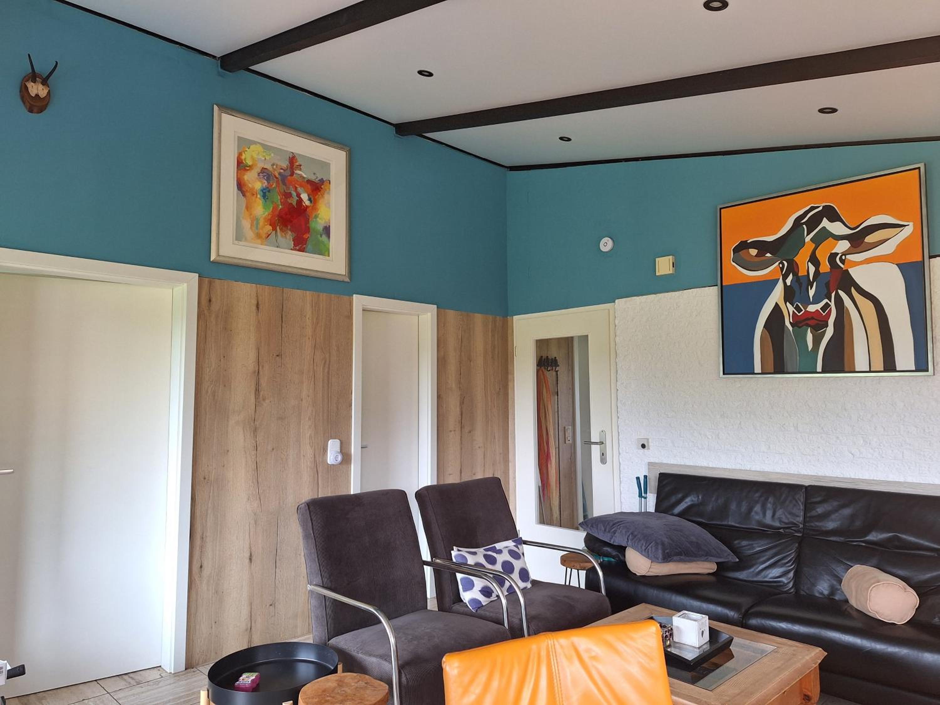 Three-Bedroom House photo 2