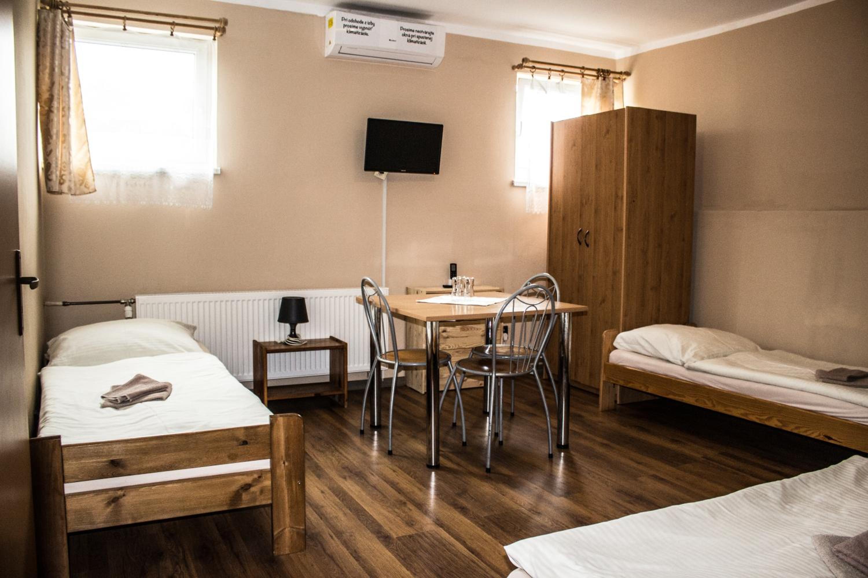 Triple Room photo 3