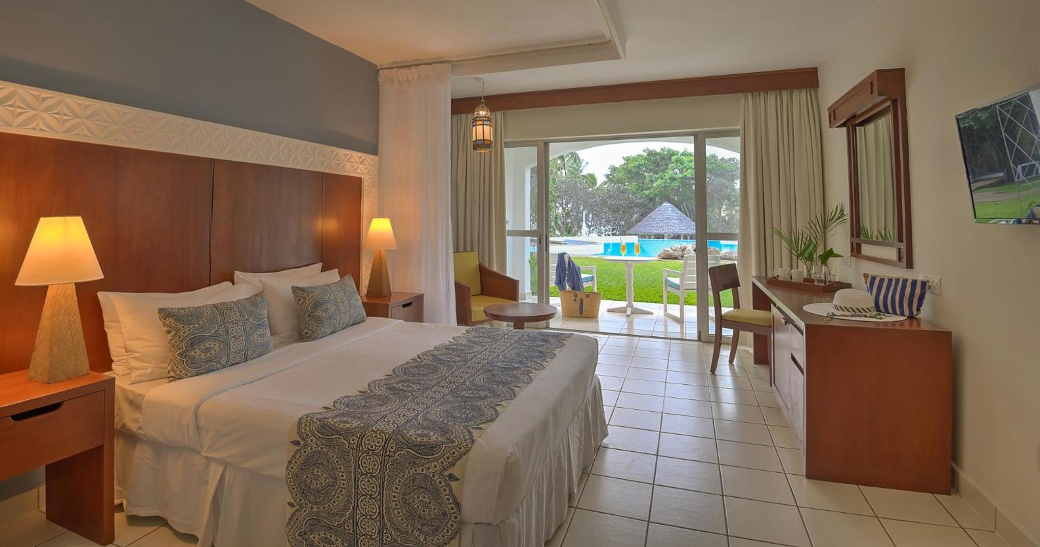 Pool Side Room photo 1