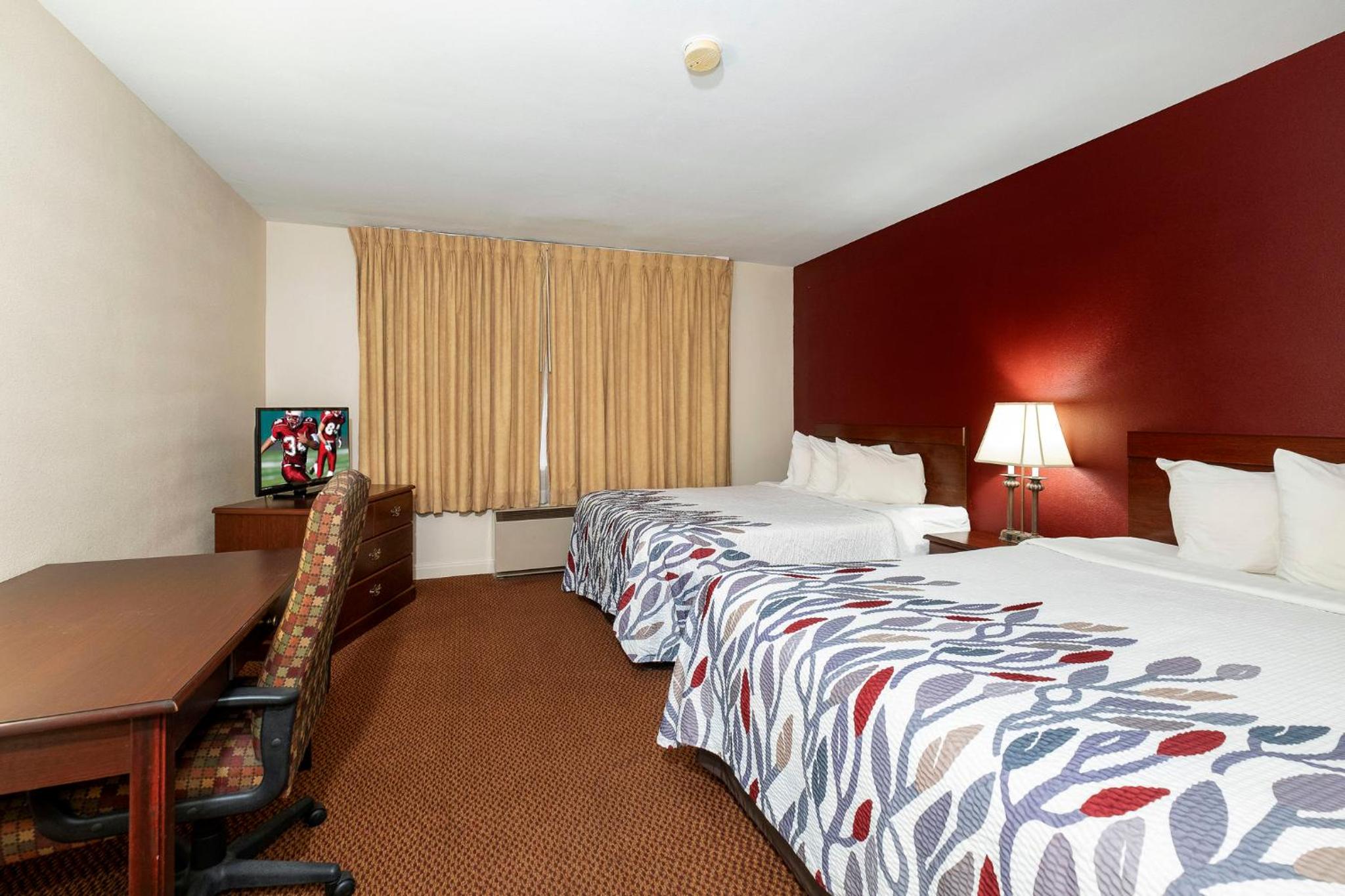 Suite with Two Queen Beds with Kitchen Non-Smoking