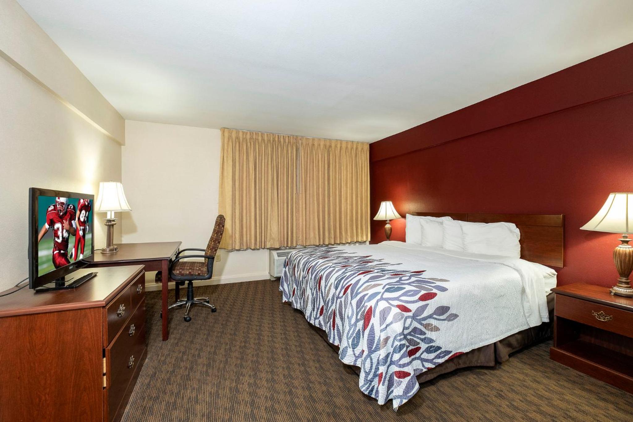 Superior King Room Smoking