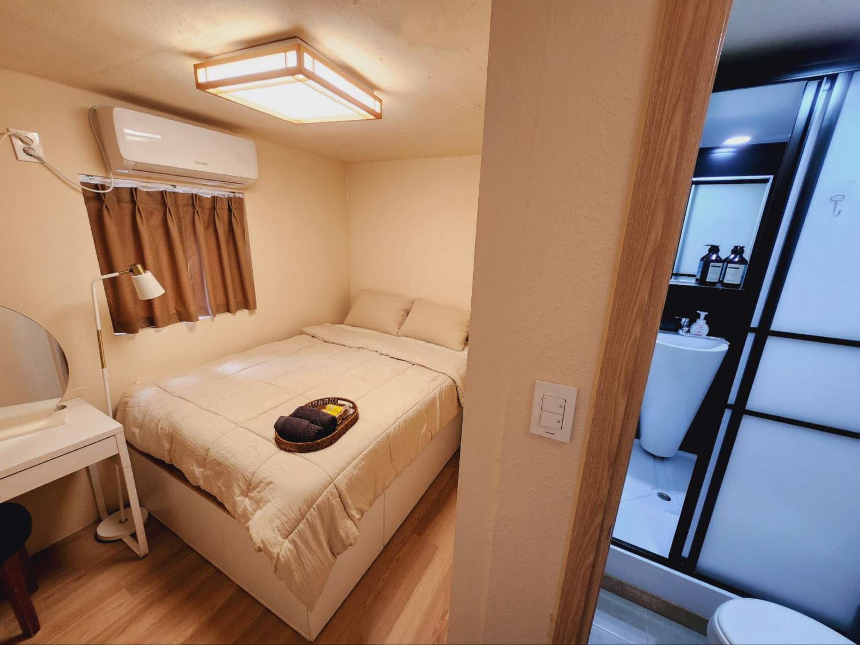 Queen Room - Photo 3