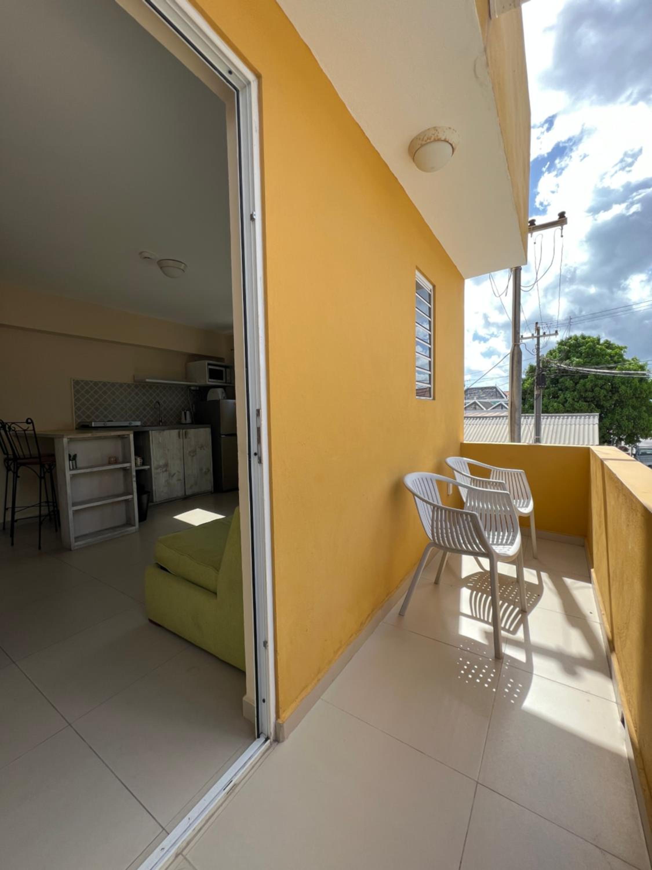 Apartamento con Balcón