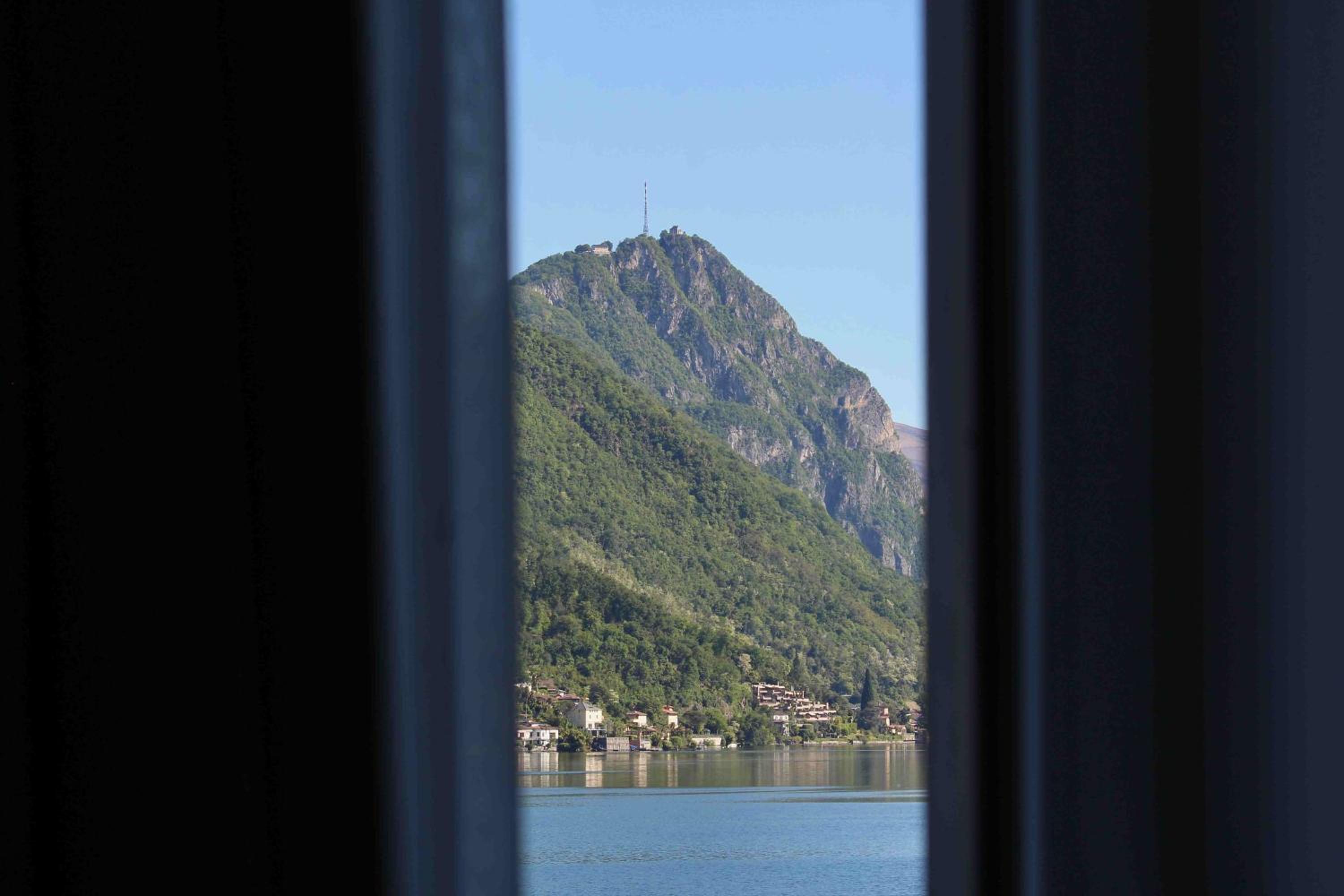 Double Room with Lake View photo 3