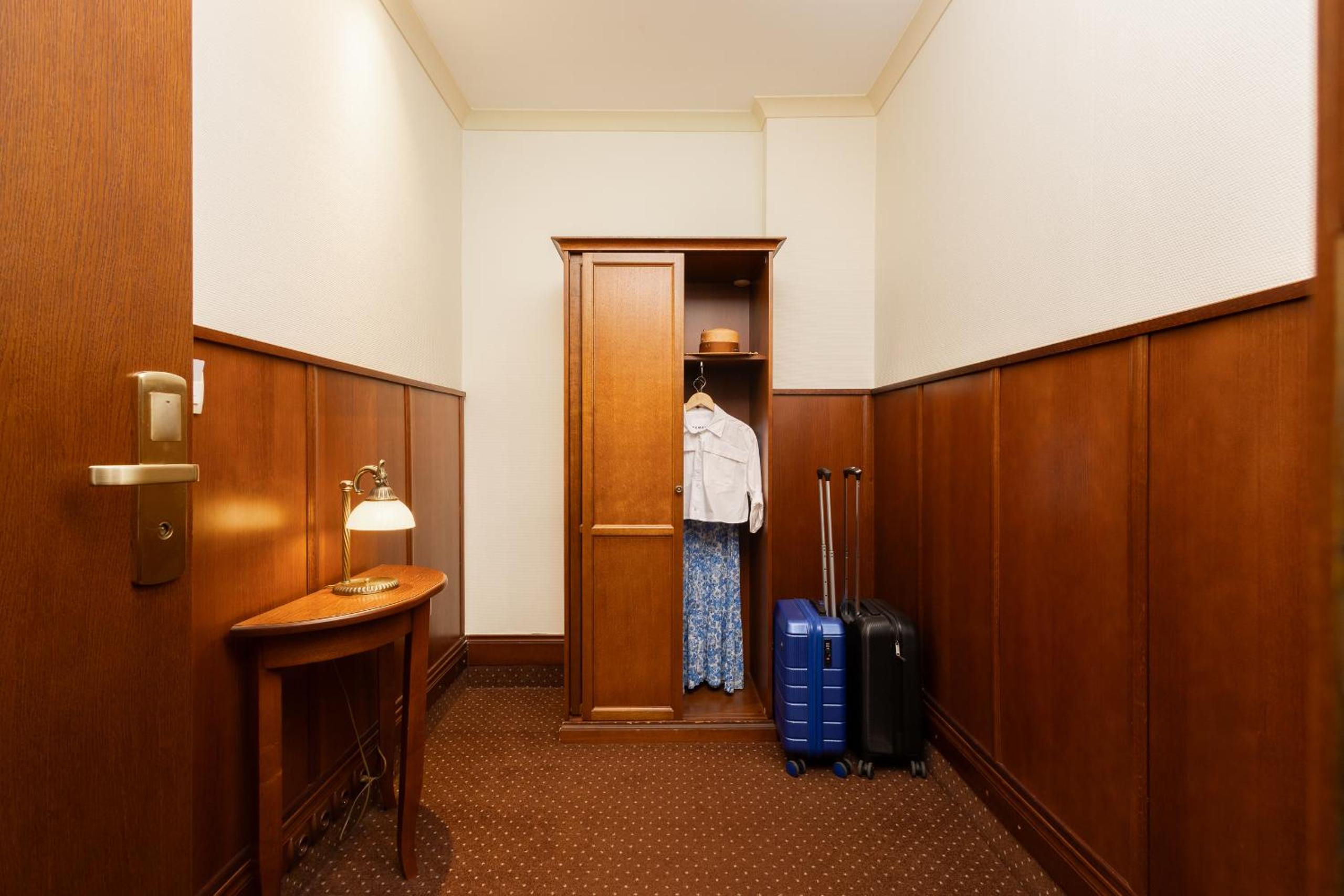 Classic Double Room - Photo 3
