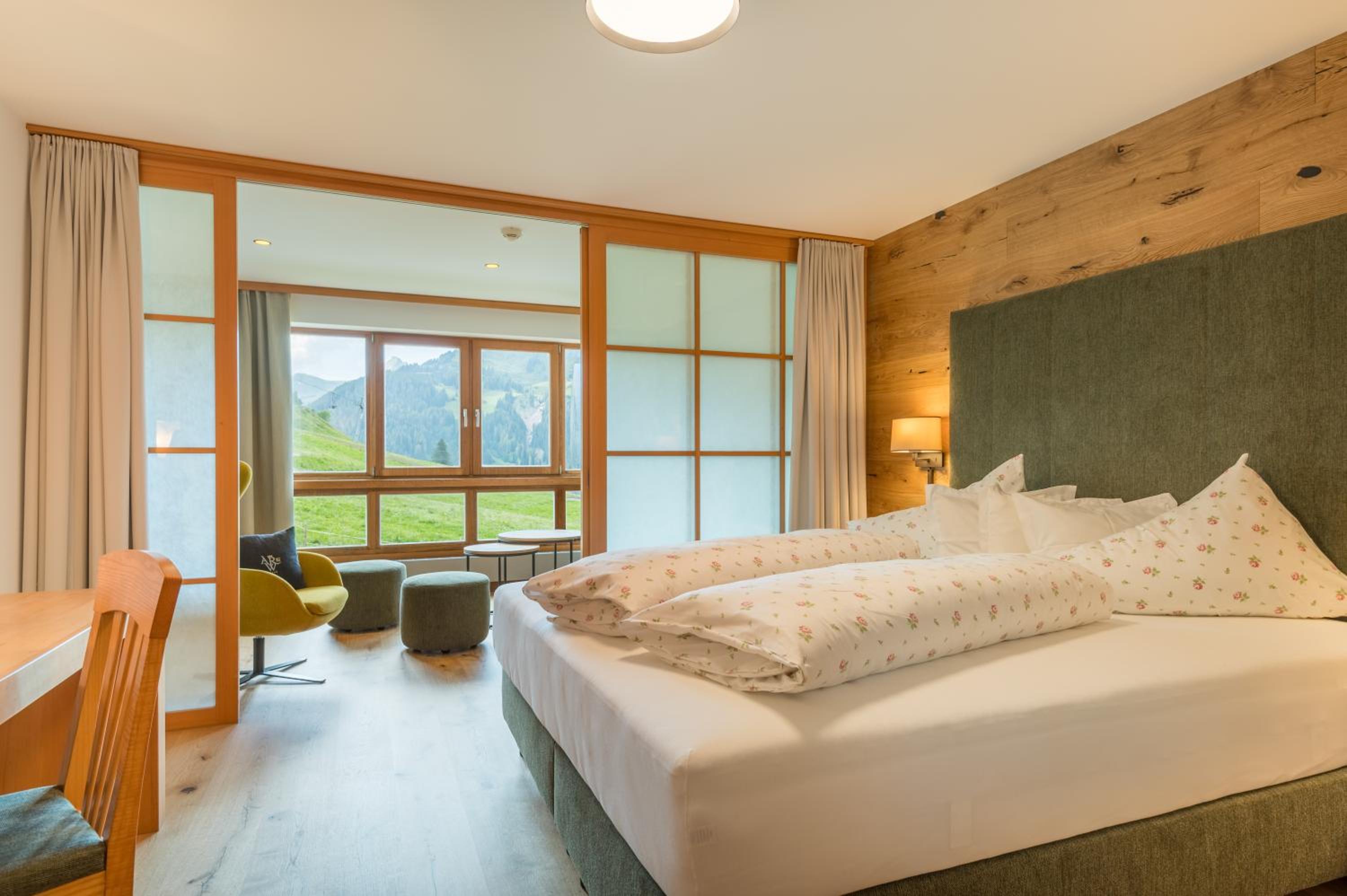 Junior Suite (2 Adults)