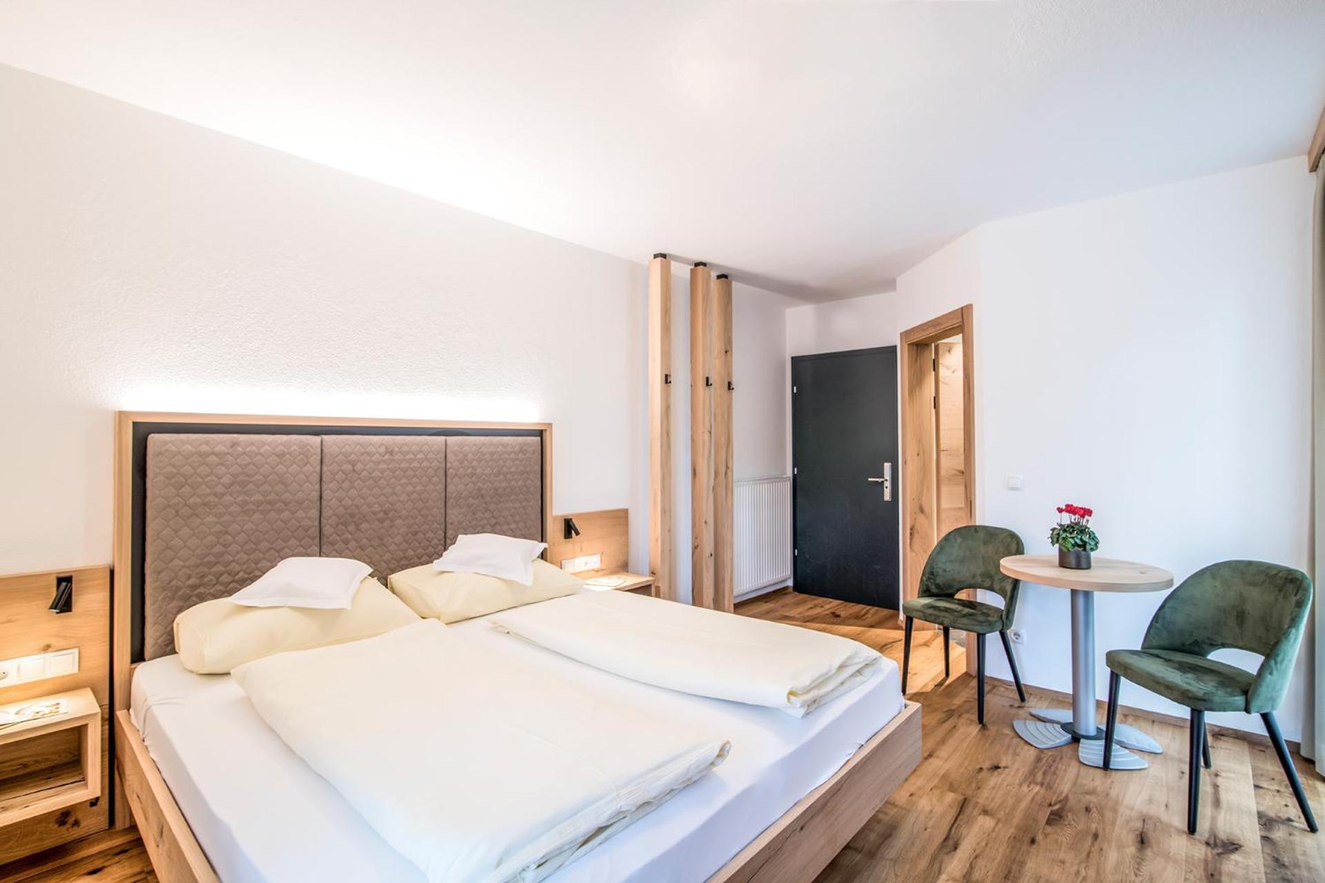 Basic Triple Room