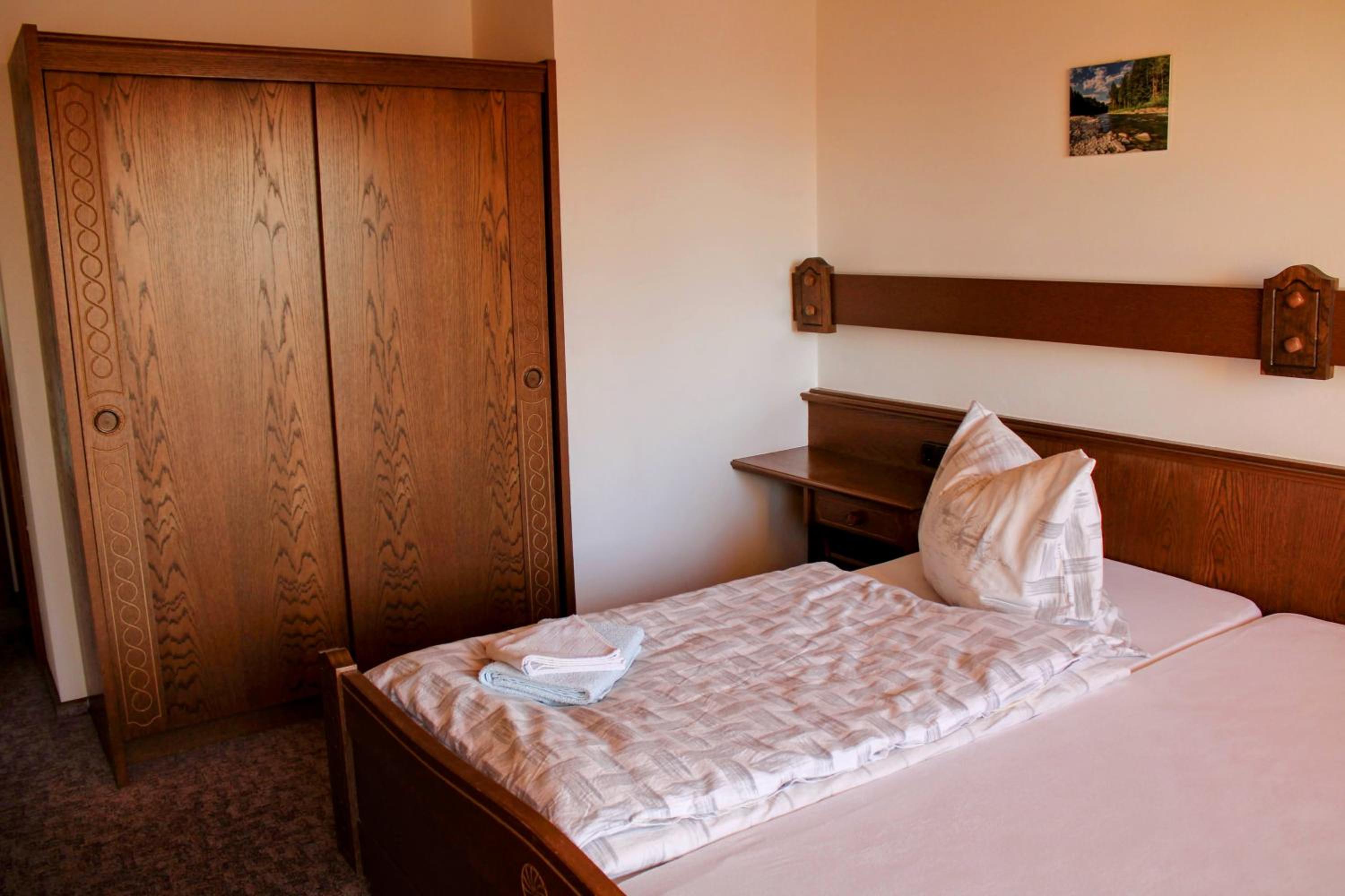 Budget Double Room photo 1