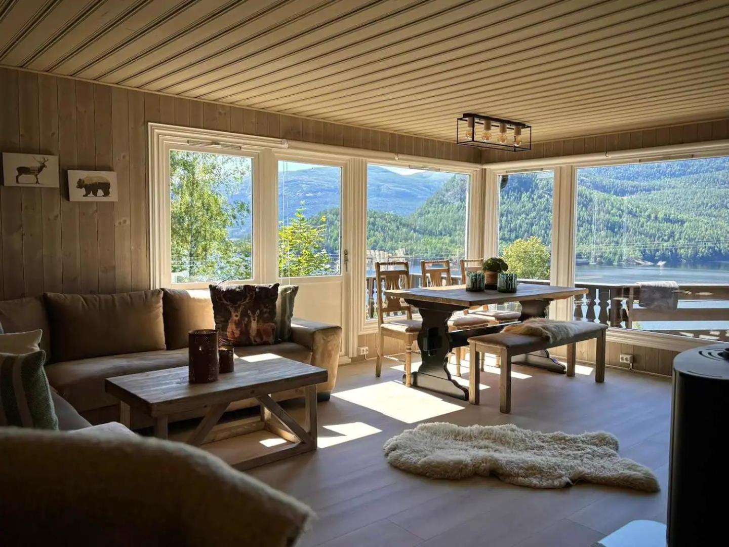 Three-Bedroom House photo 1