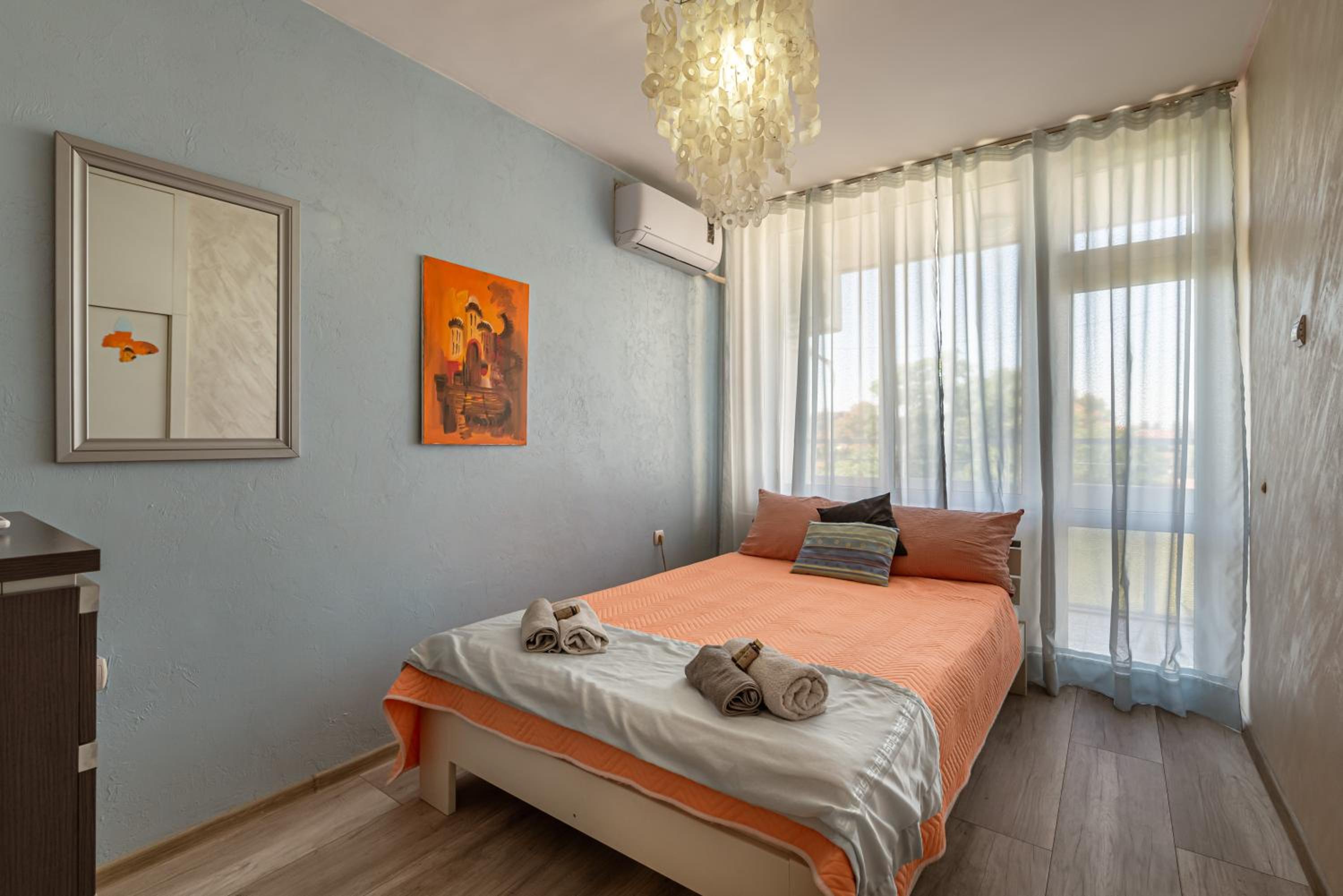 Two-Bedroom Apartment - 6 September Avenue - Photo 11