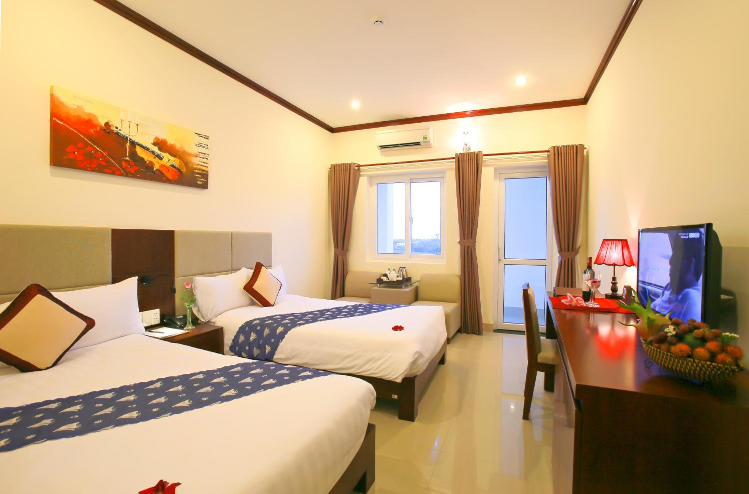 Deluxe Twin Room - Photo 1