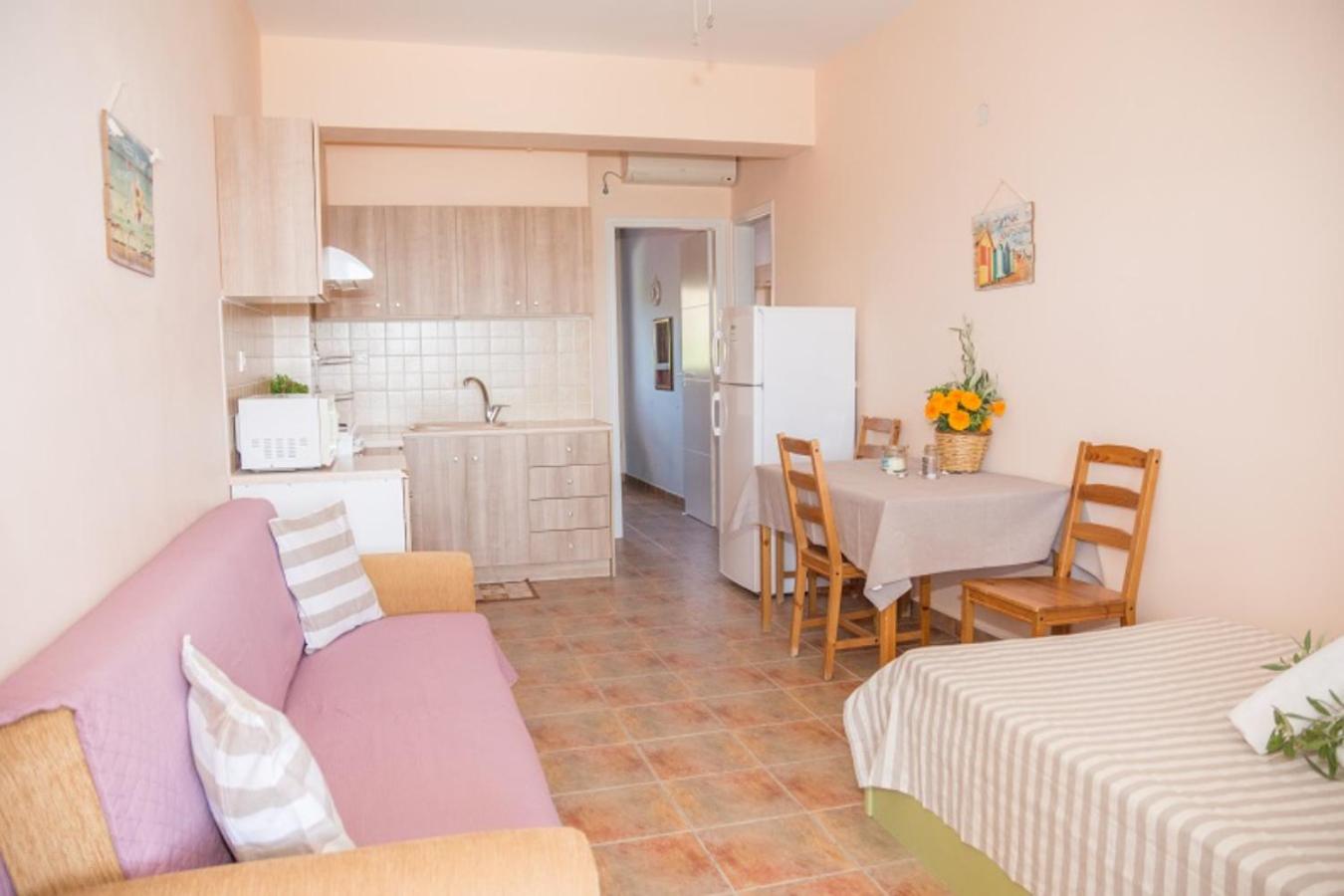Superior One-Bedroom Apartment with Balcony