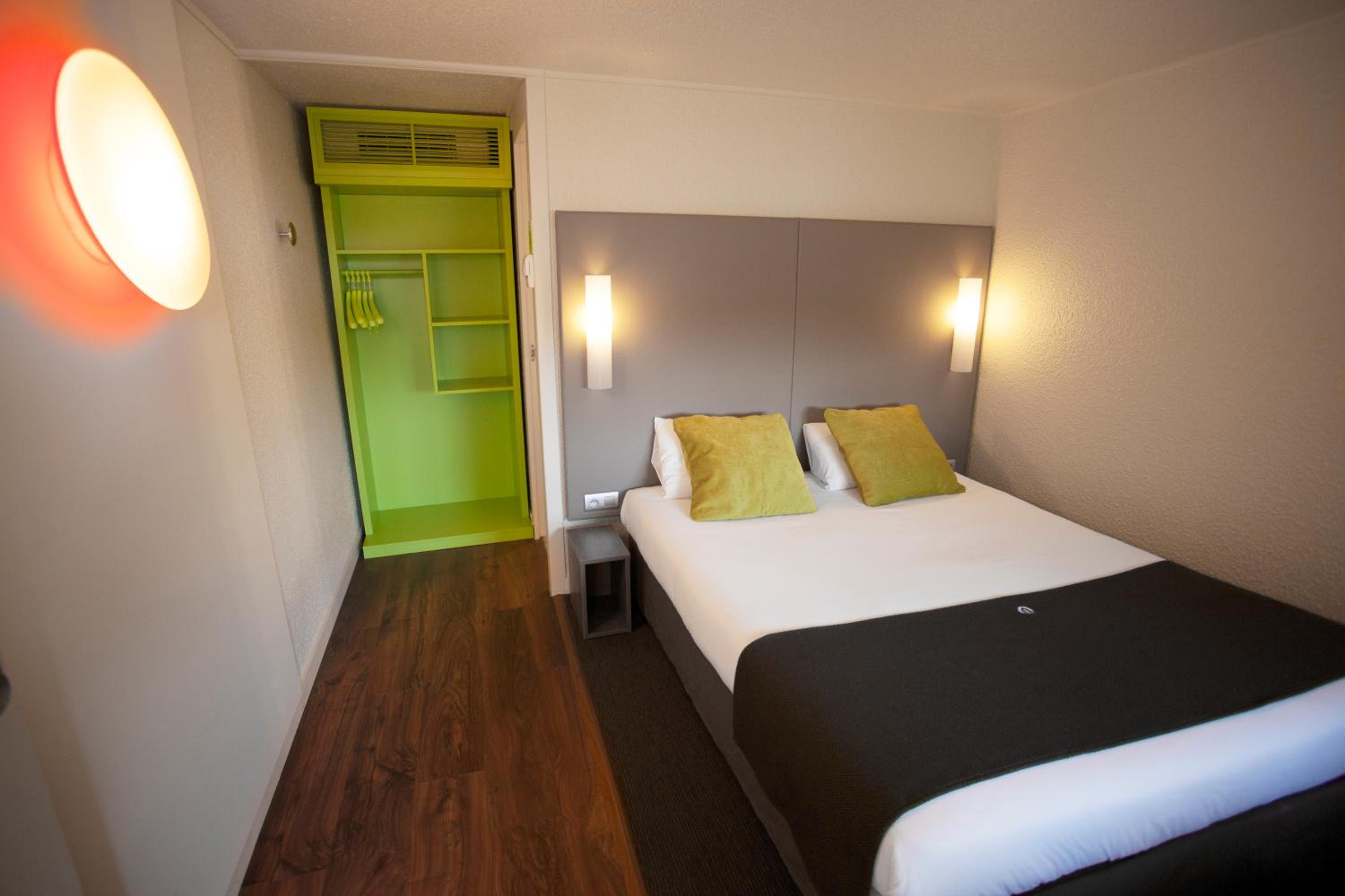 Standard Double Room - Photo 4