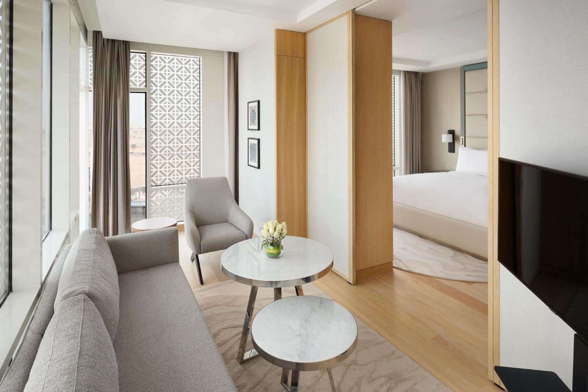 Junior King Suite - Photo 3