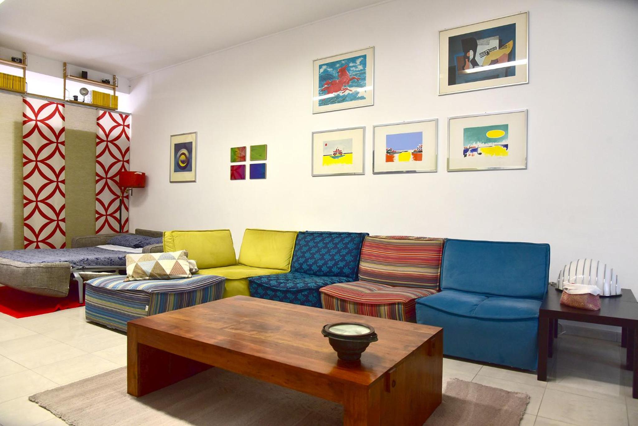 One-Bedroom Apartment