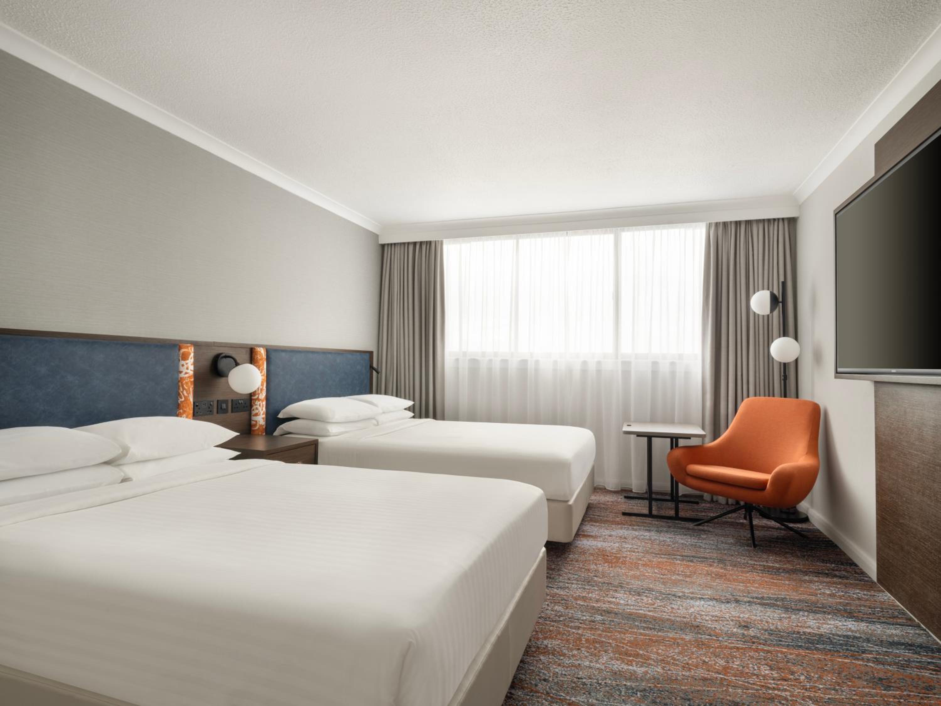 Deluxe Family Room with Two Double Beds - Photo 2