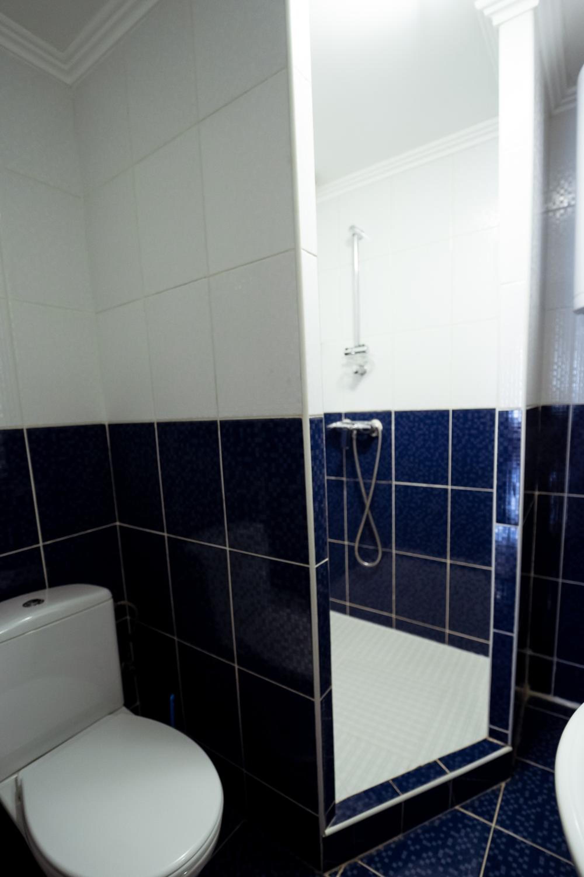 Deluxe Family Suite photo 2
