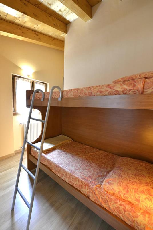 Two-Bedroom Apartment - Split Level photo 1