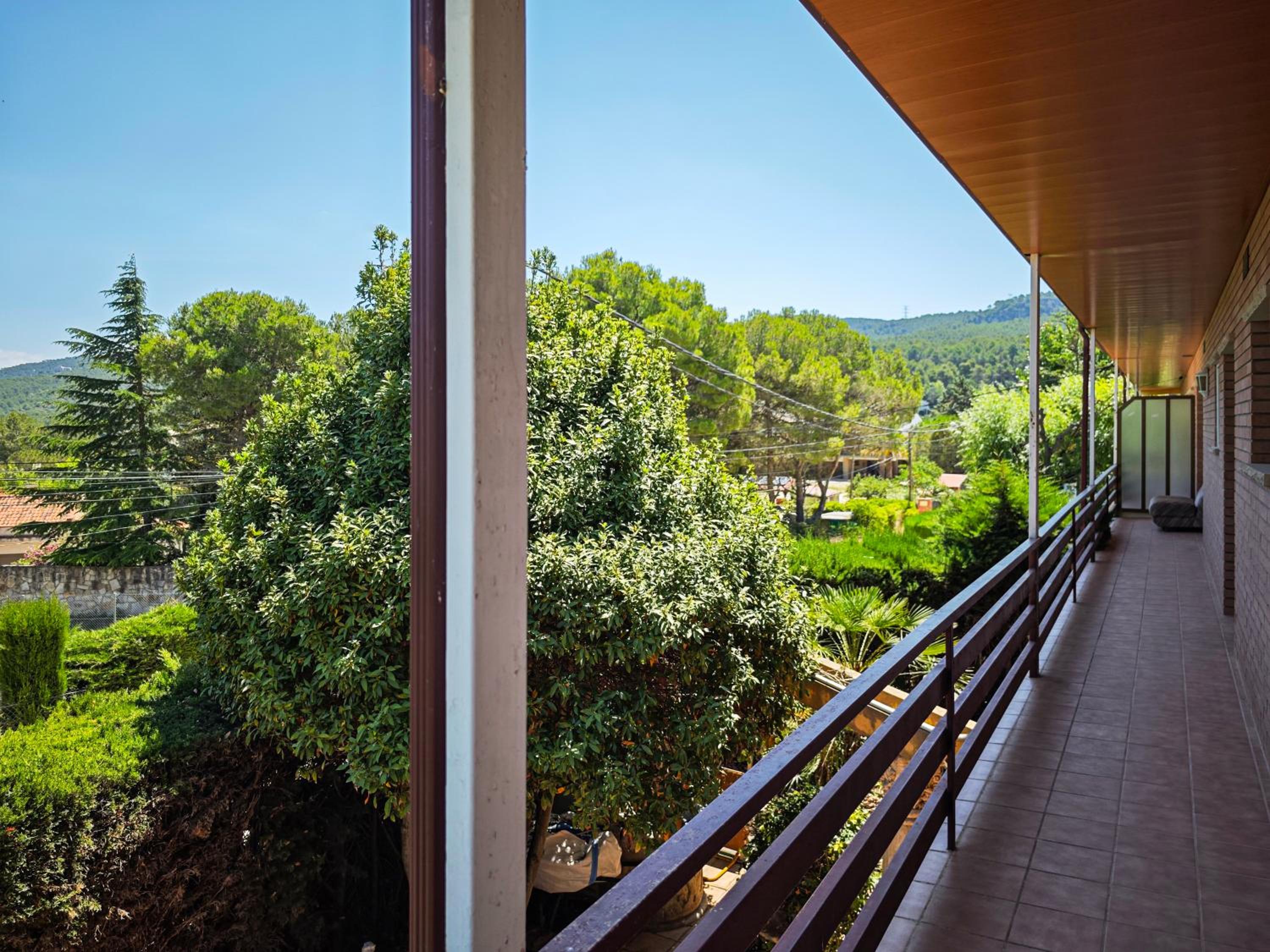 Villa photo 2