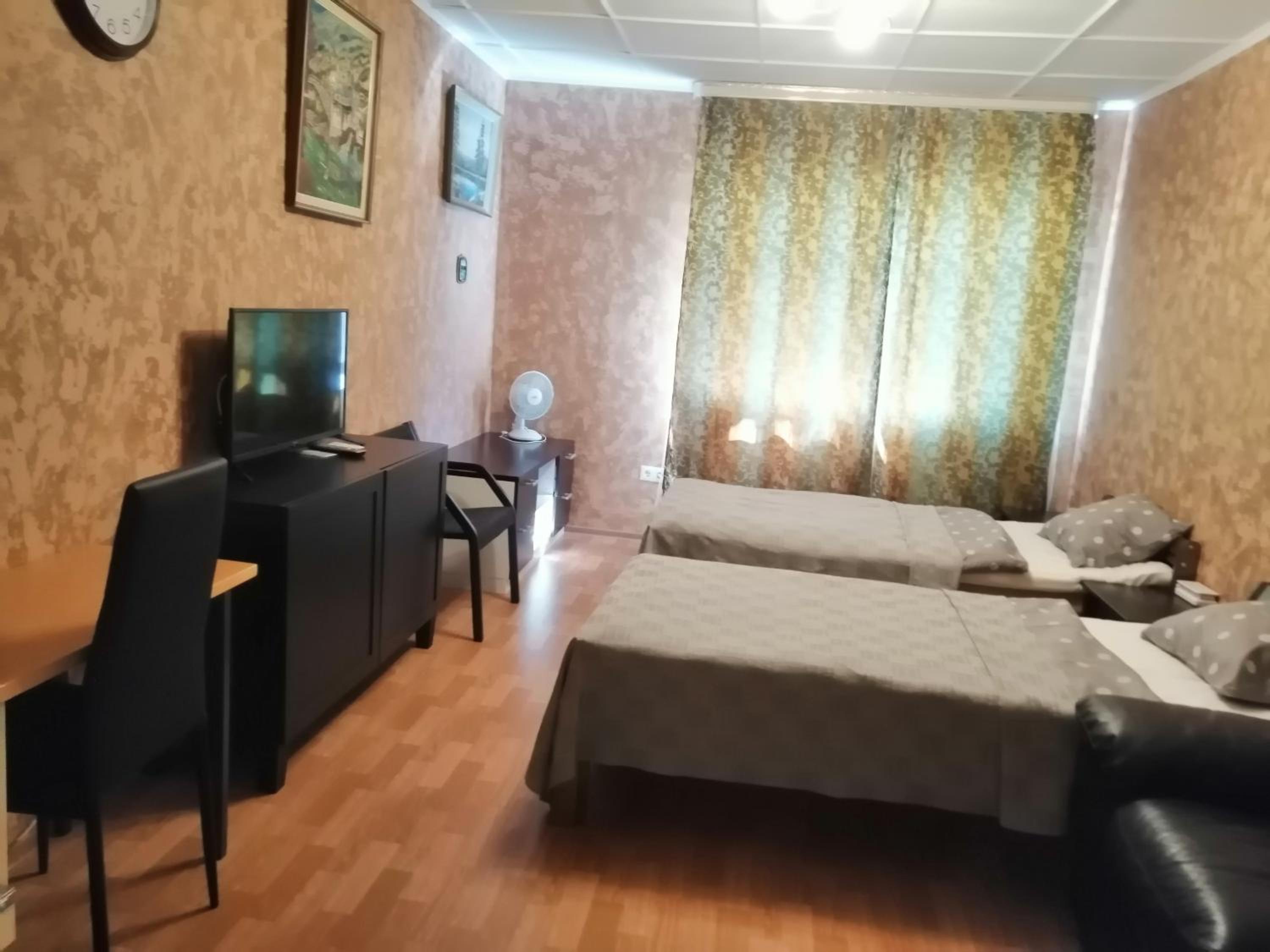 Apartment with Park View - Photo 33