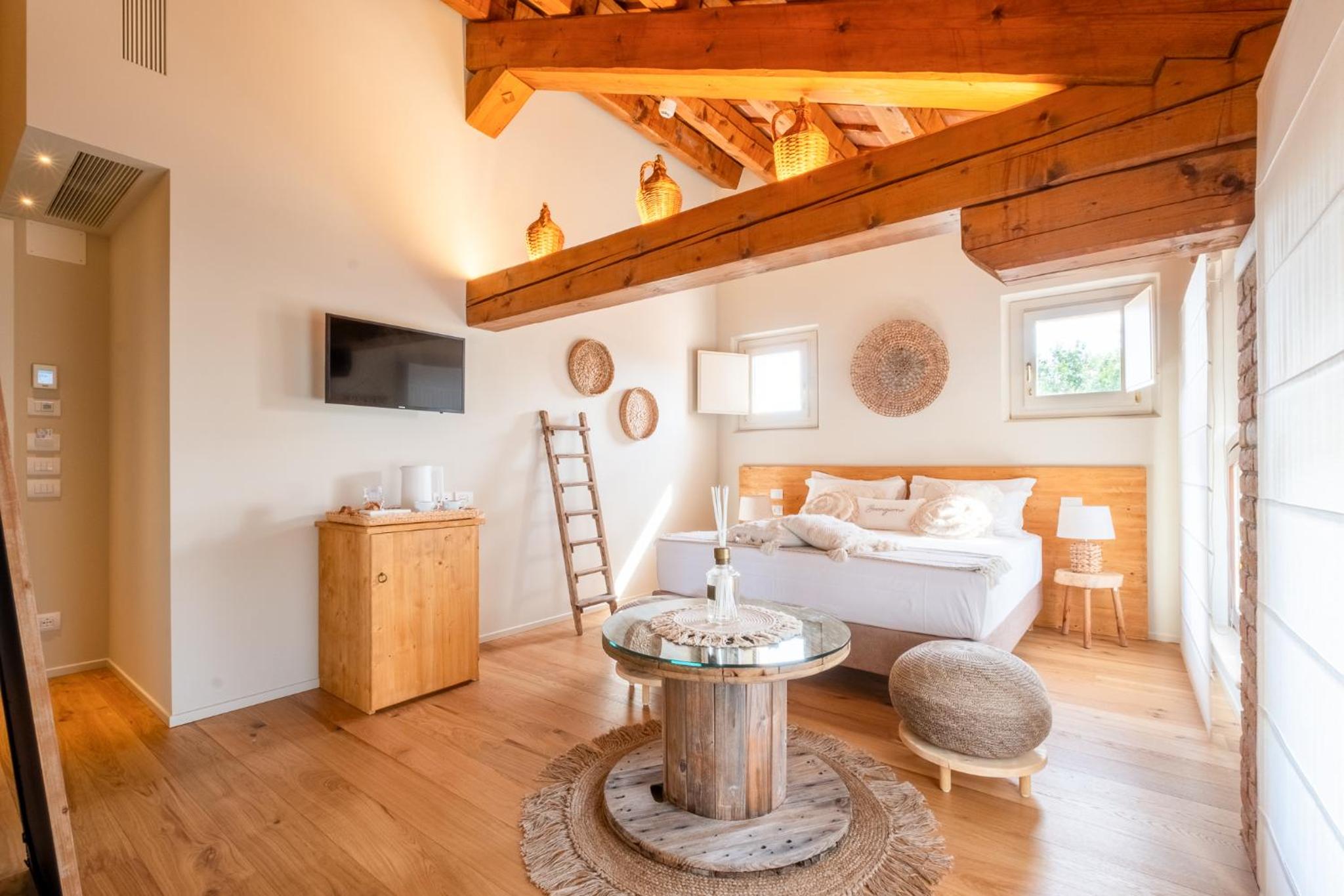 Junior Suite with Garden View