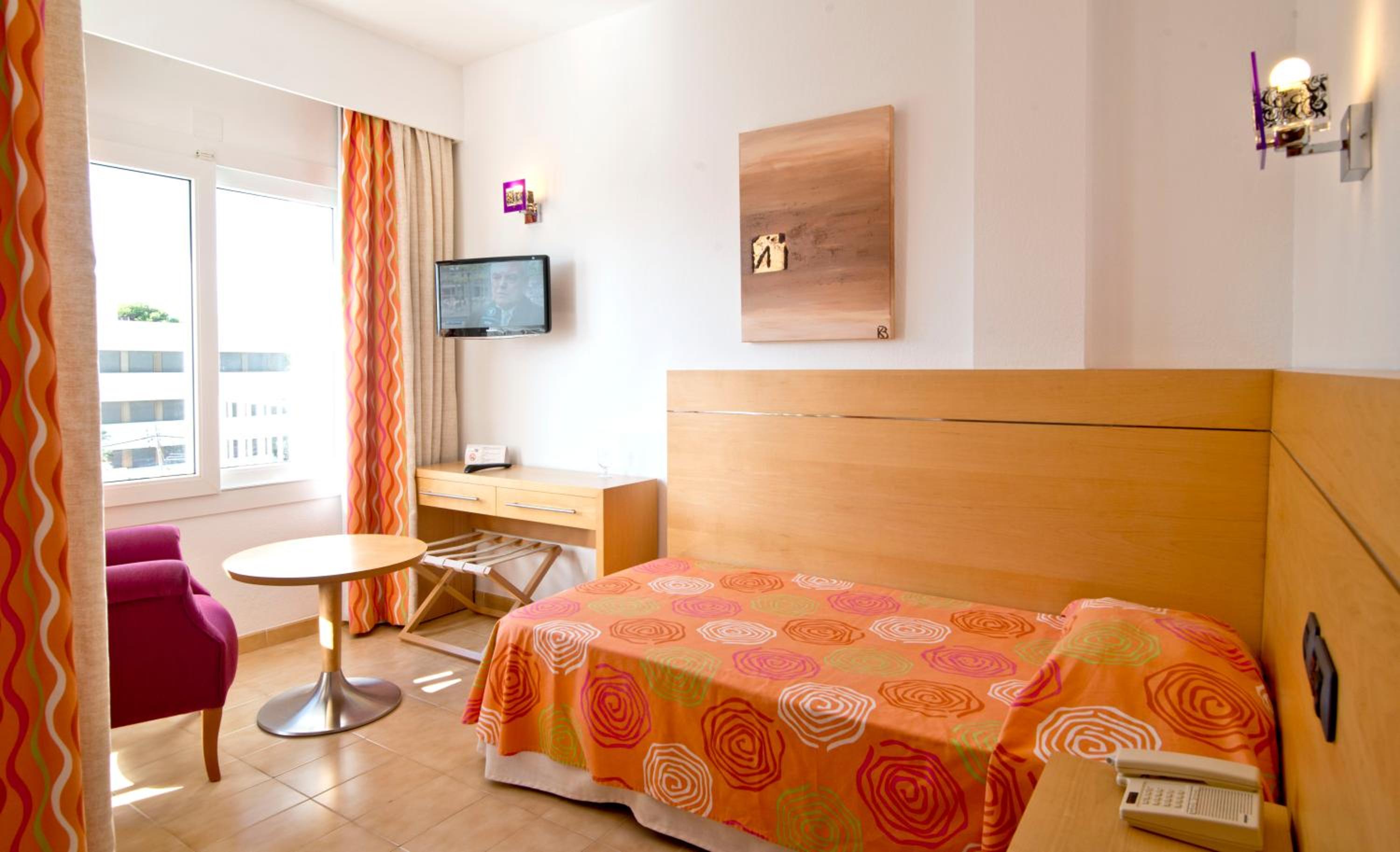 Single Room with Balcony