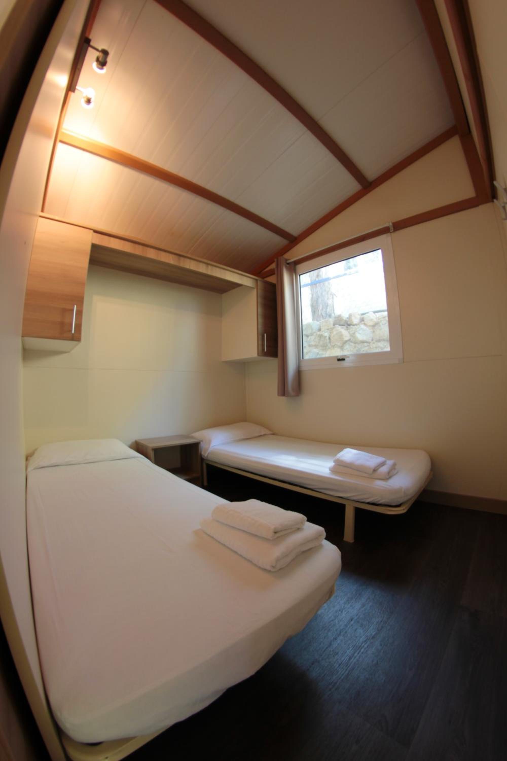 Three-Bedroom Bungalow (6 adults) photo 3