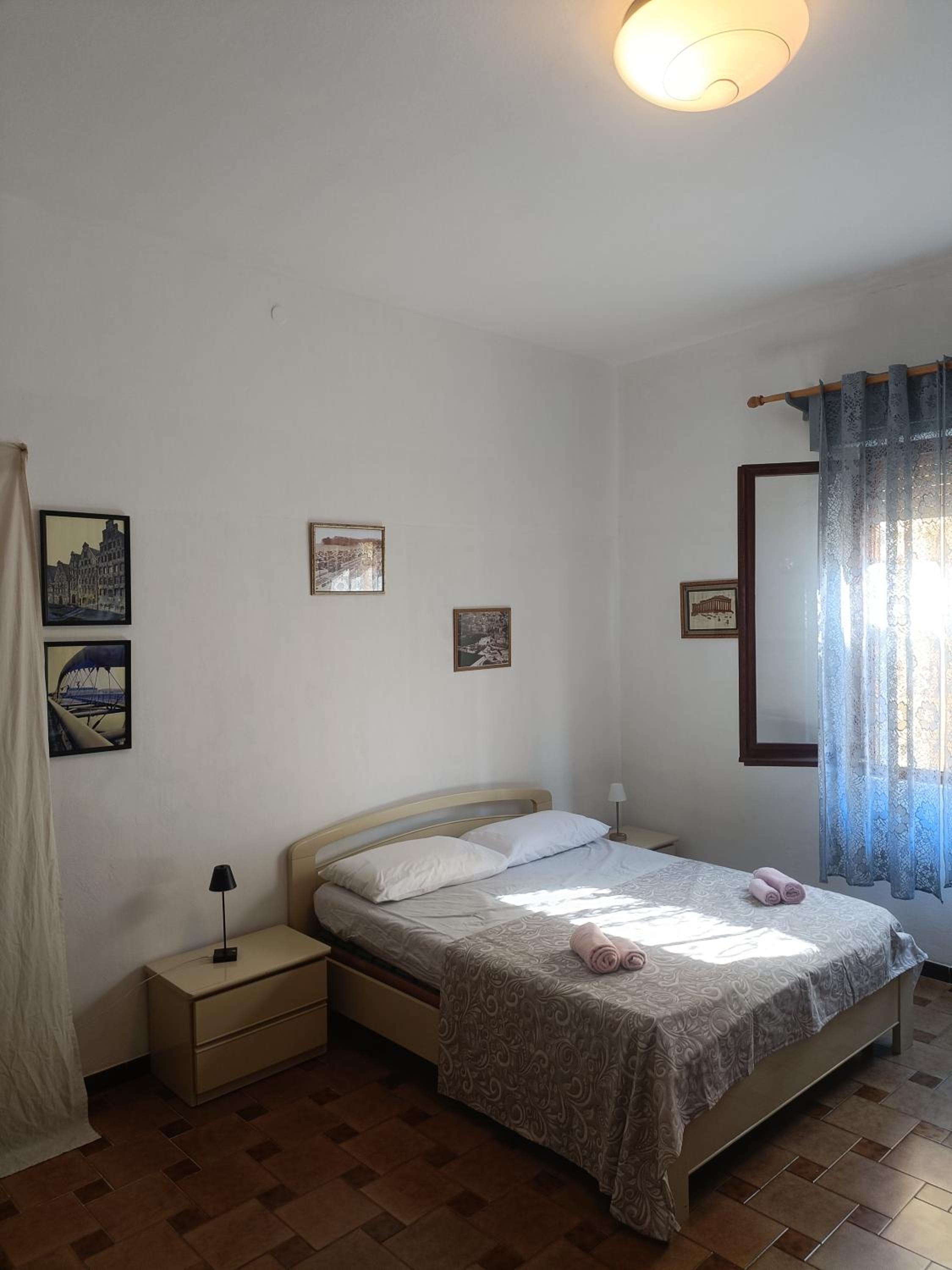 Economy Double Room photo 1
