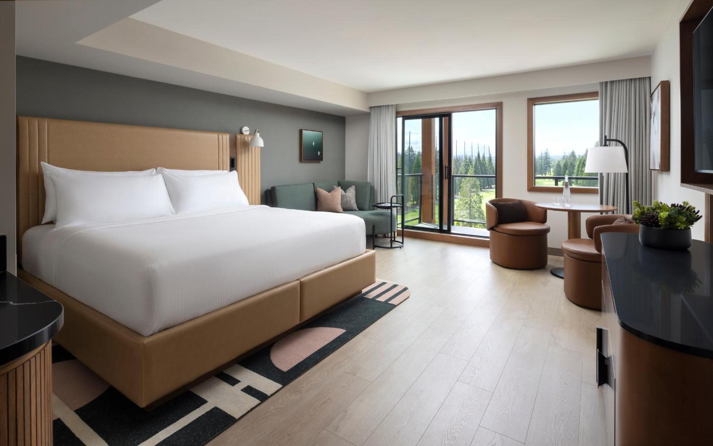 King Room With Balcony