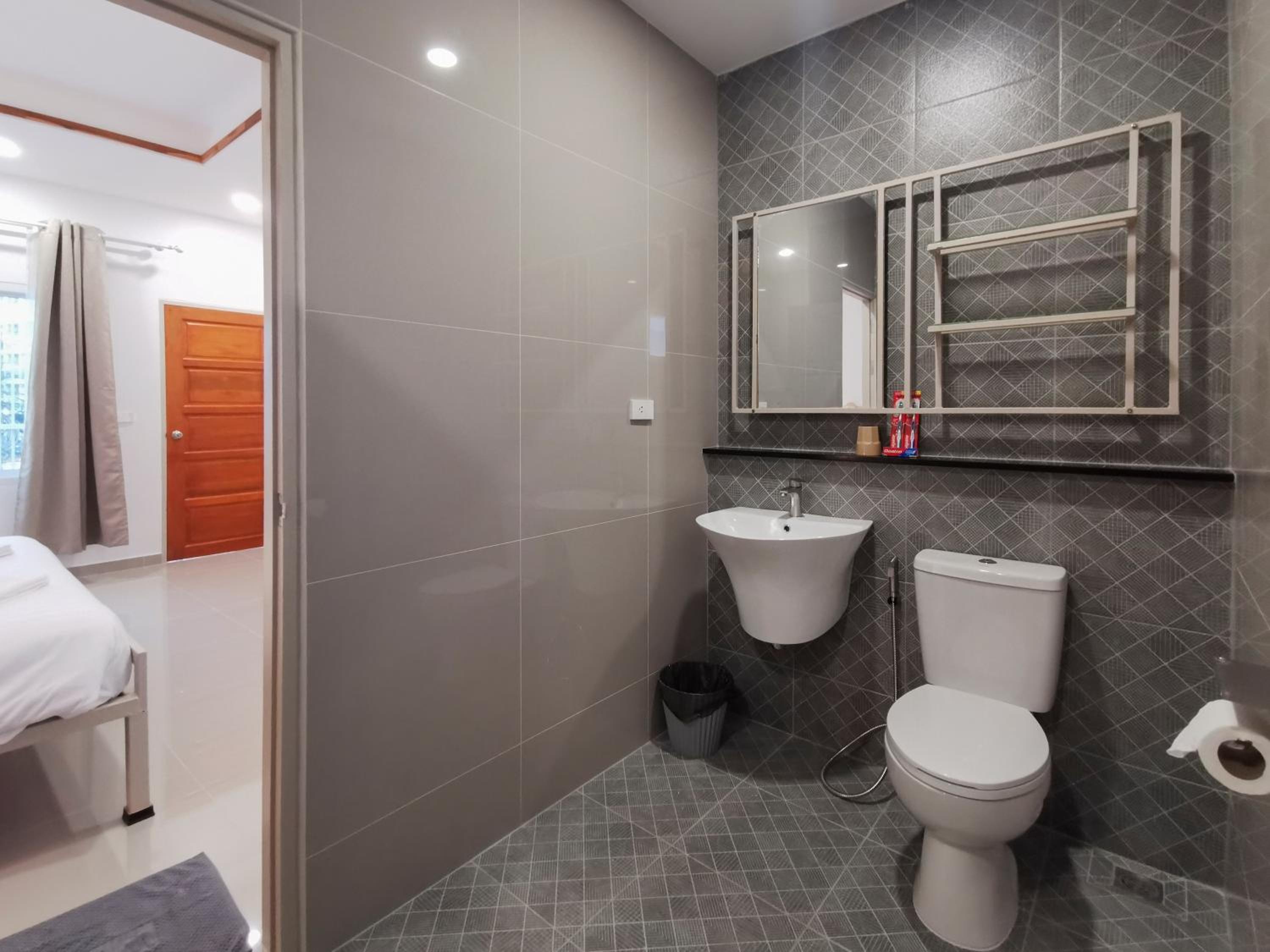 Deluxe Villa B - Photo 15