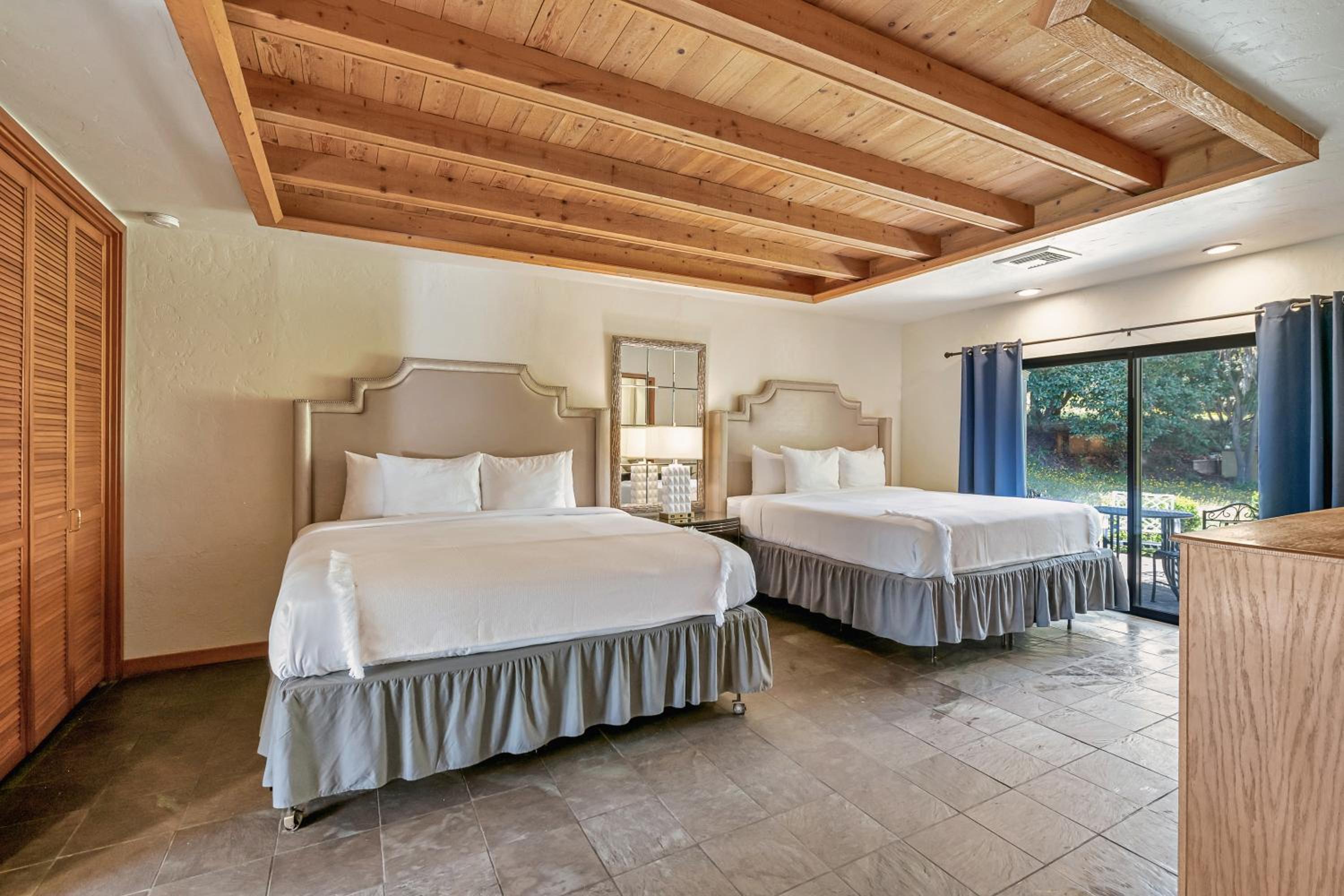 King Room with Two King Beds