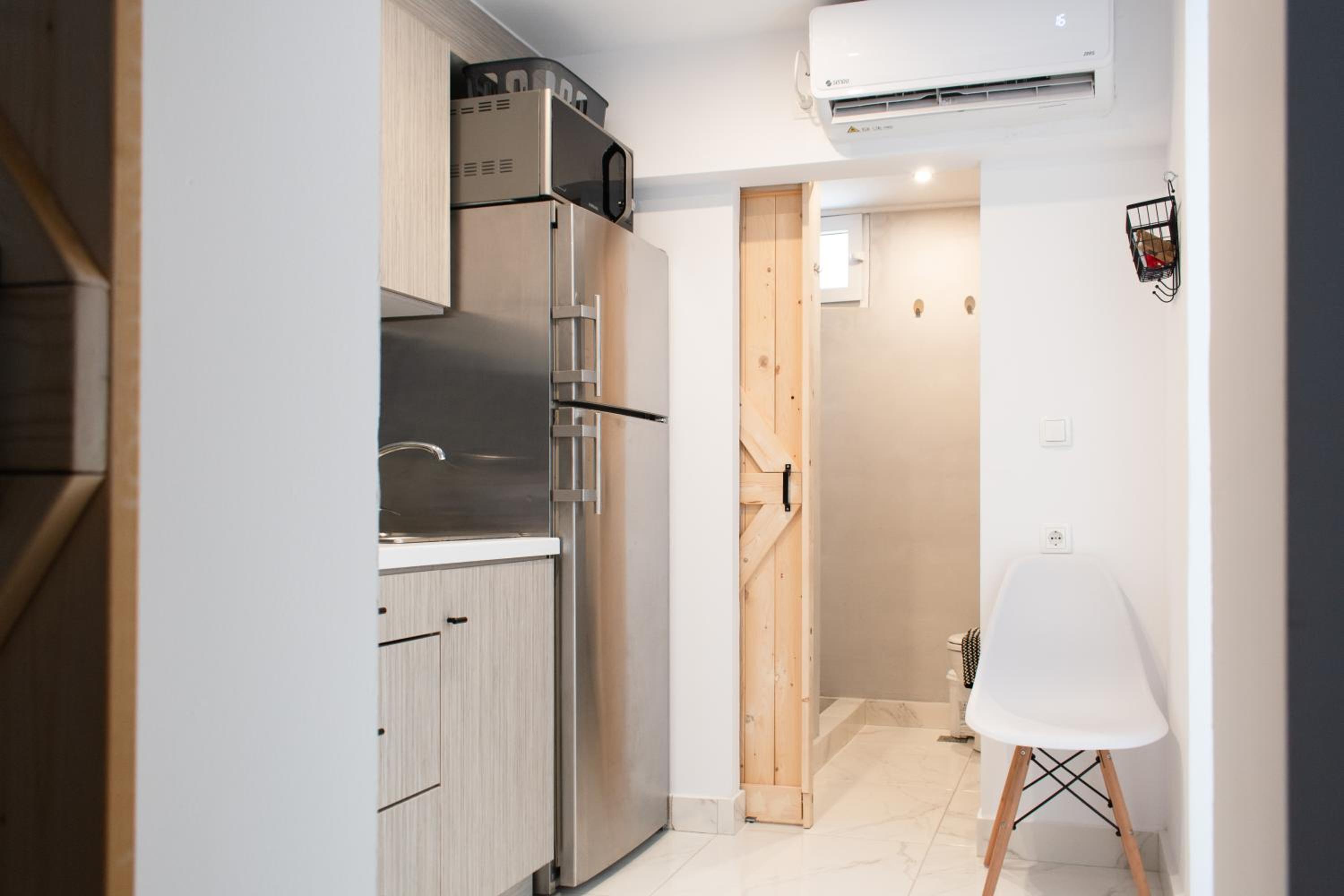 One-Bedroom Apartment photo 3