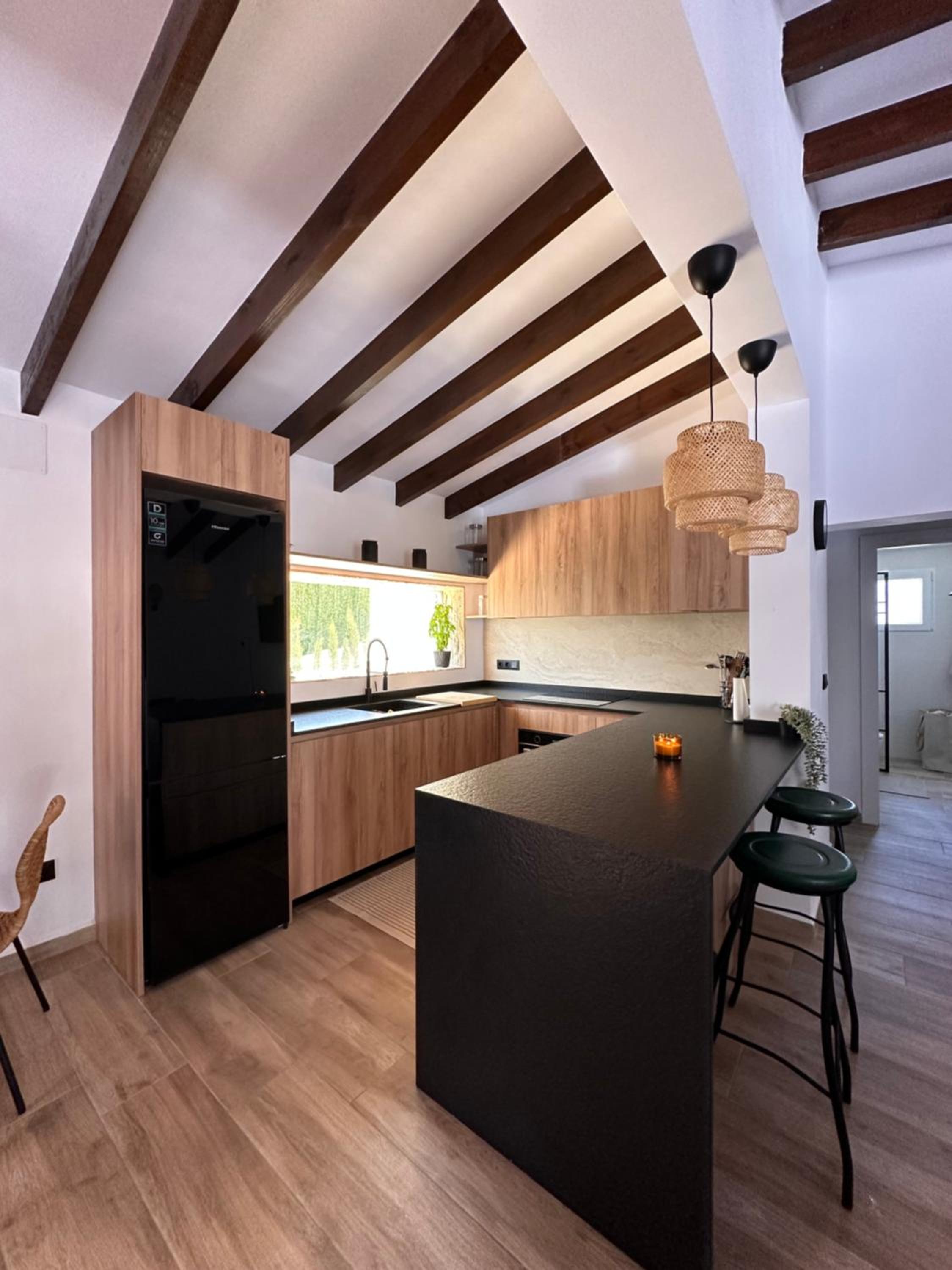 Four-Bedroom House photo 2