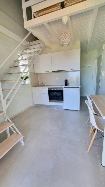 Double Room with Balcony photo 3