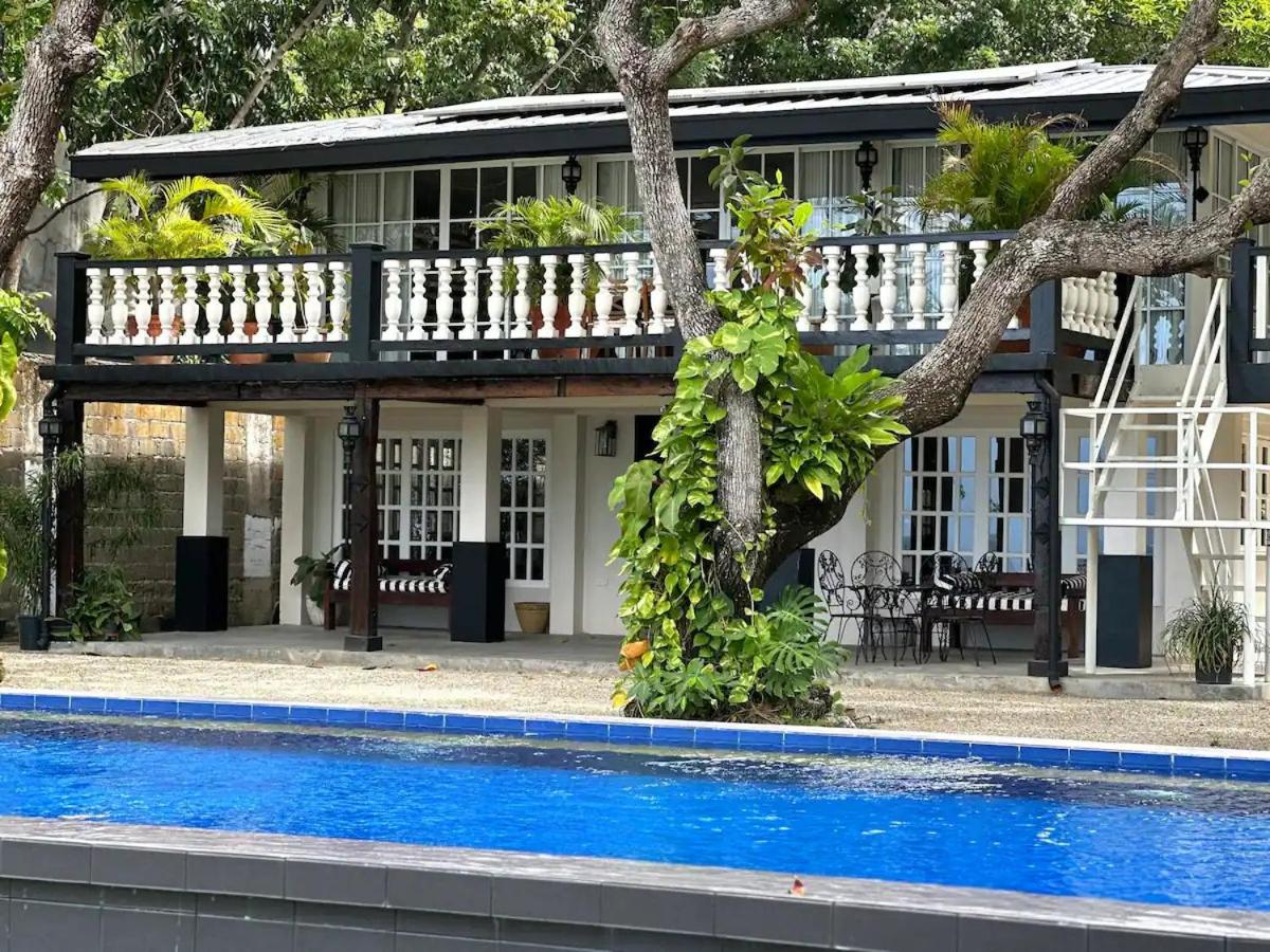 Villa photo 2