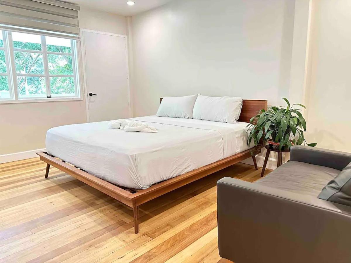 Villa photo 1