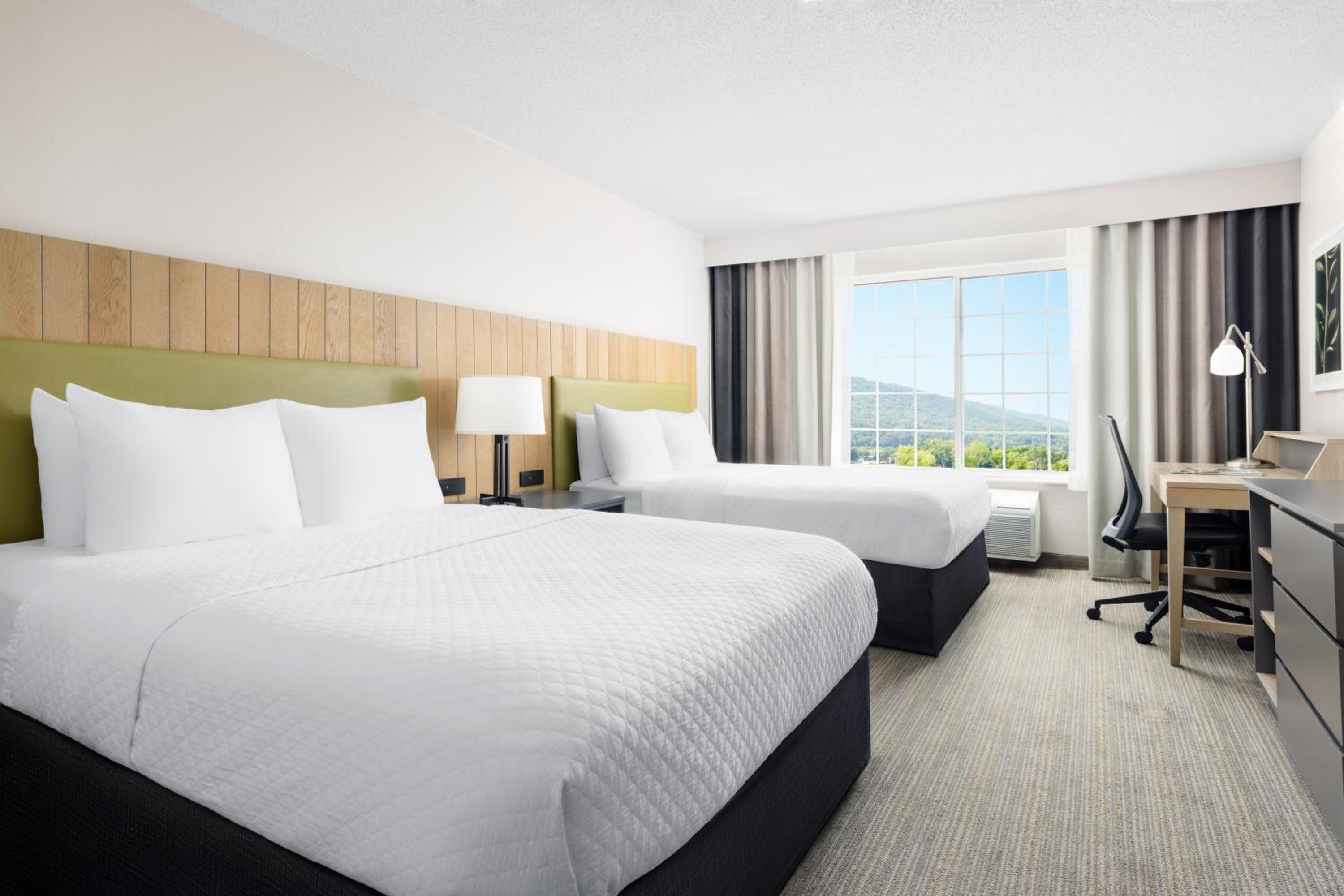 Standard Room - Queen Room with Two Queen Beds  - Photo 1