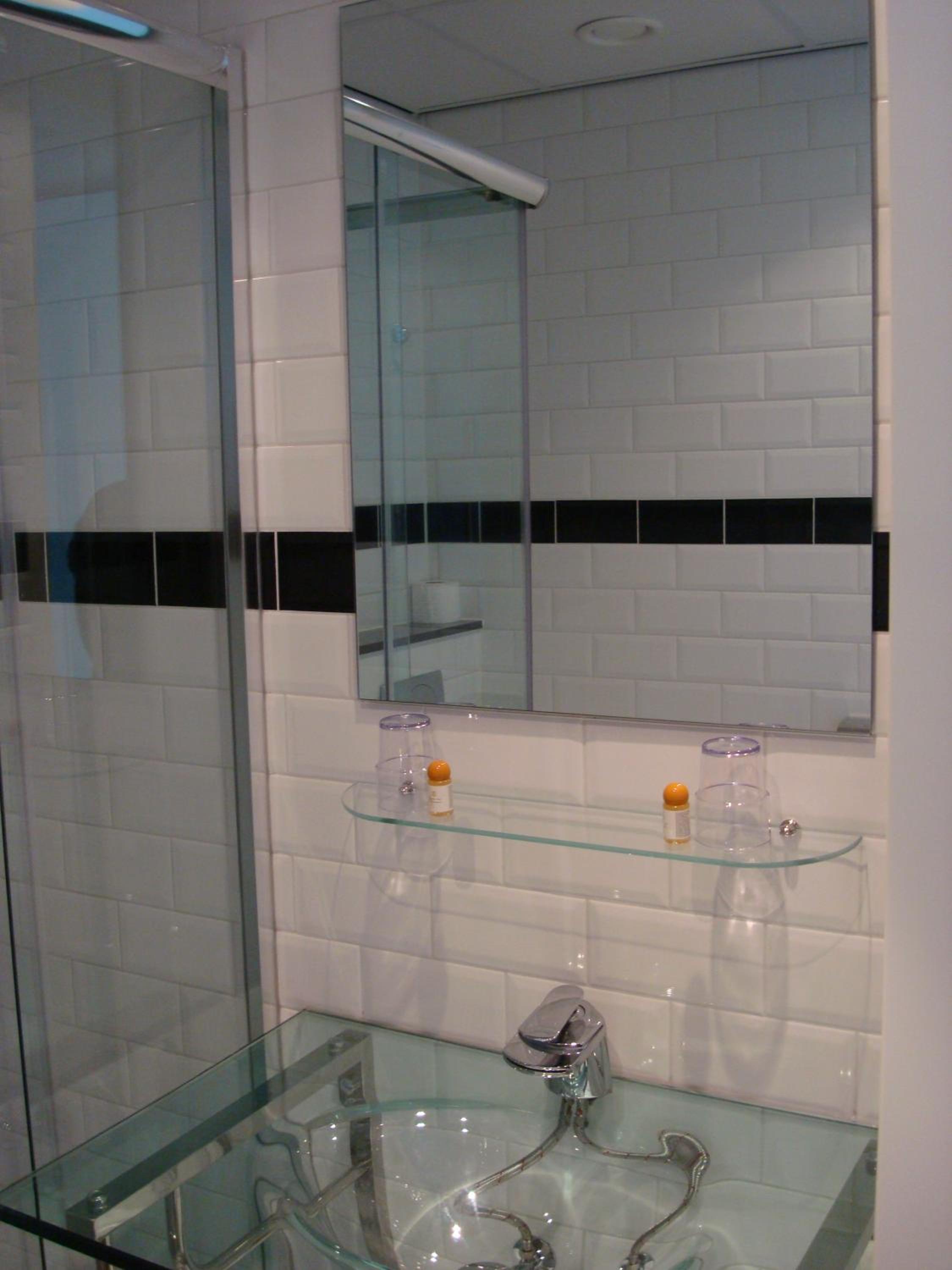 Standard Double or Twin Room - Photo 2