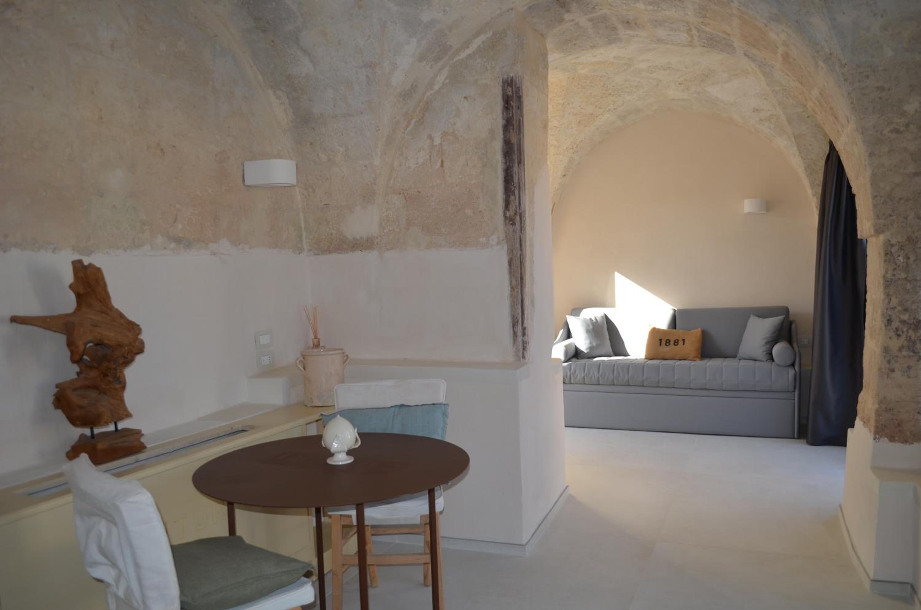 Suite with Private Pool - Photo 1