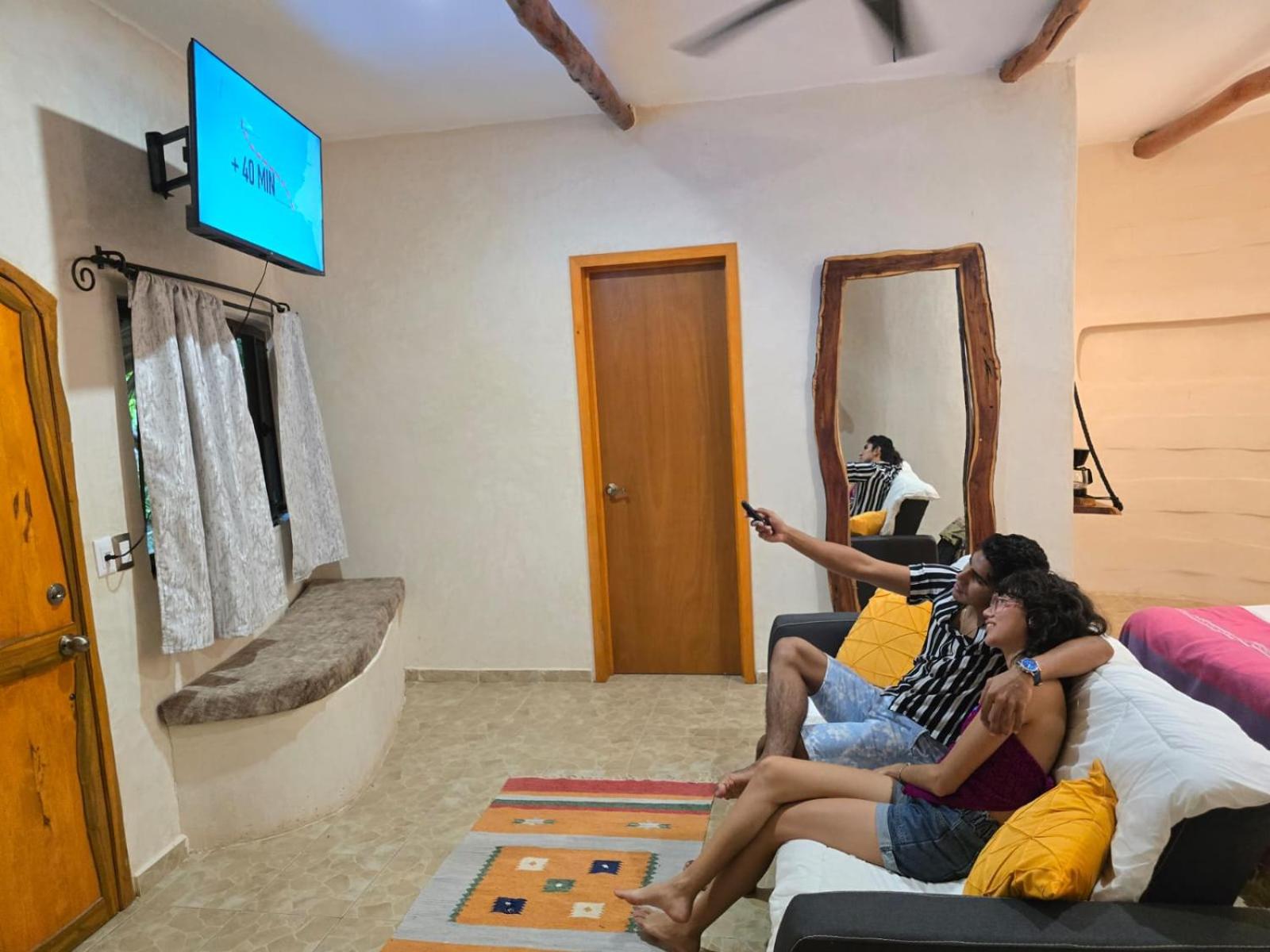 Deluxe Double or Twin Room with Pool Access - Photo 3