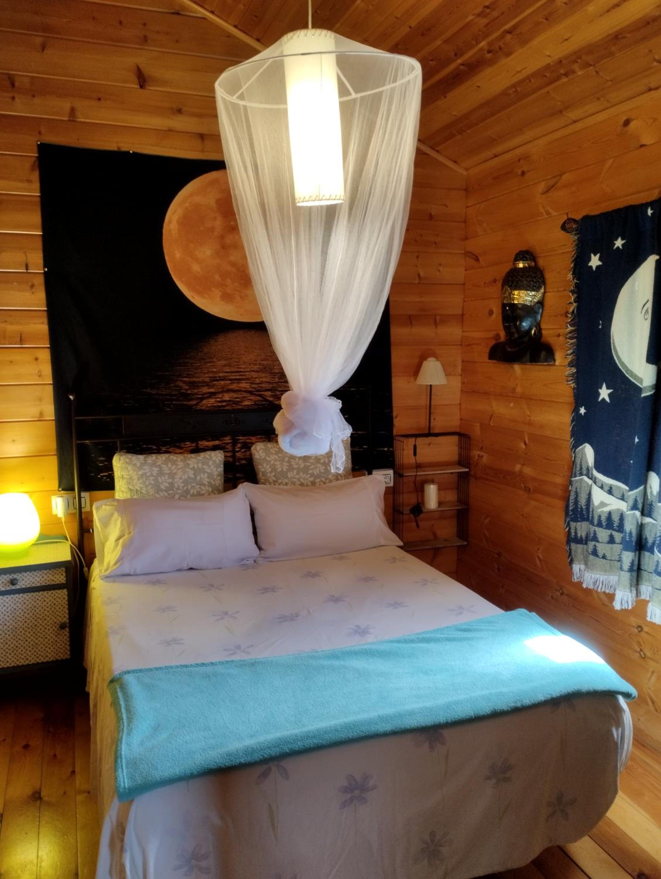Two-Bedroom House - Photo 44