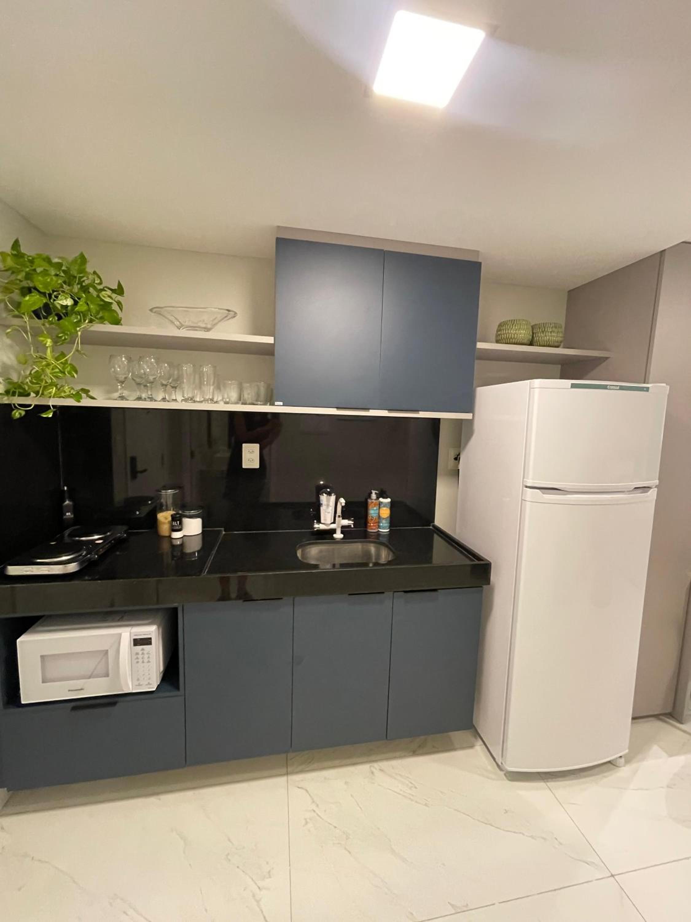 Studio Apartment with One Double Bed photo 3